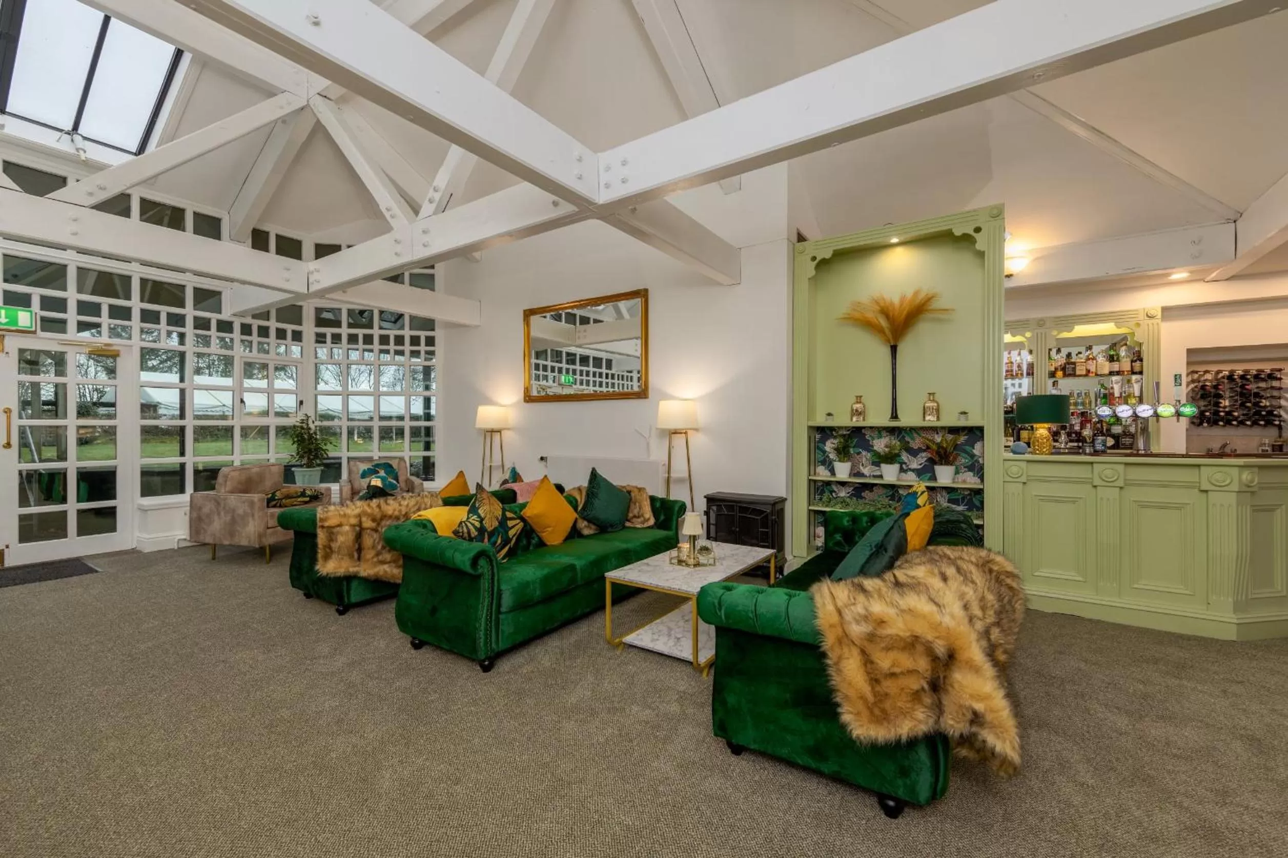 Lounge or bar in Sella Park Country House Hotel