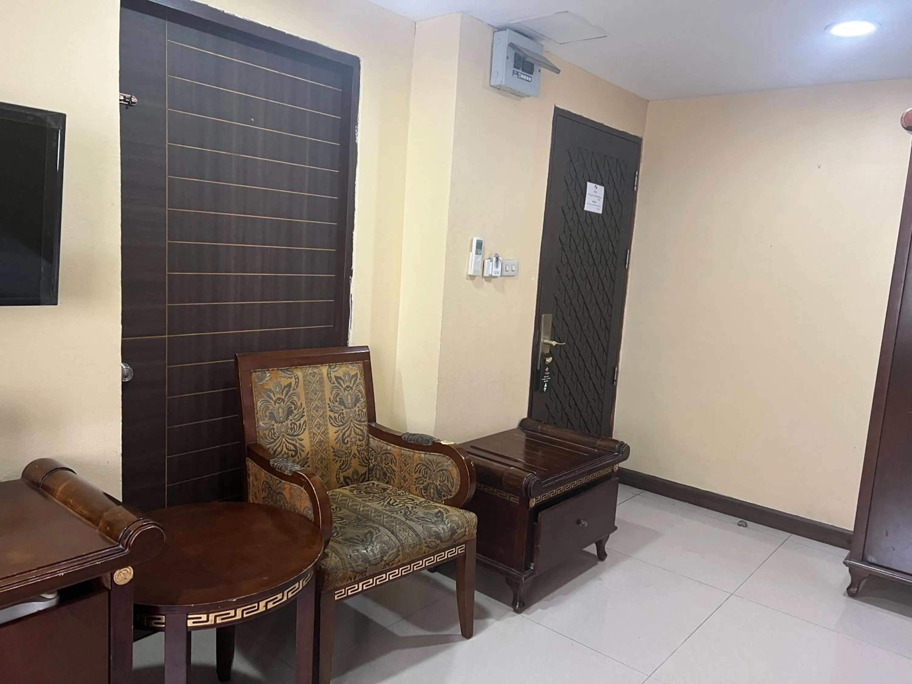 Living room, Seating Area in Grand Lucky Hotel