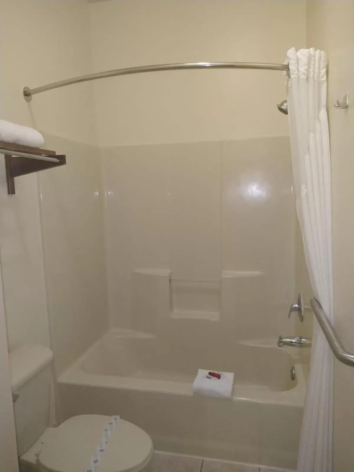 King Room - Non Smoking in SureStay Hotel by Best Western Mission King Room - Non Smoking in SureStay Hotel by Best Western Mission