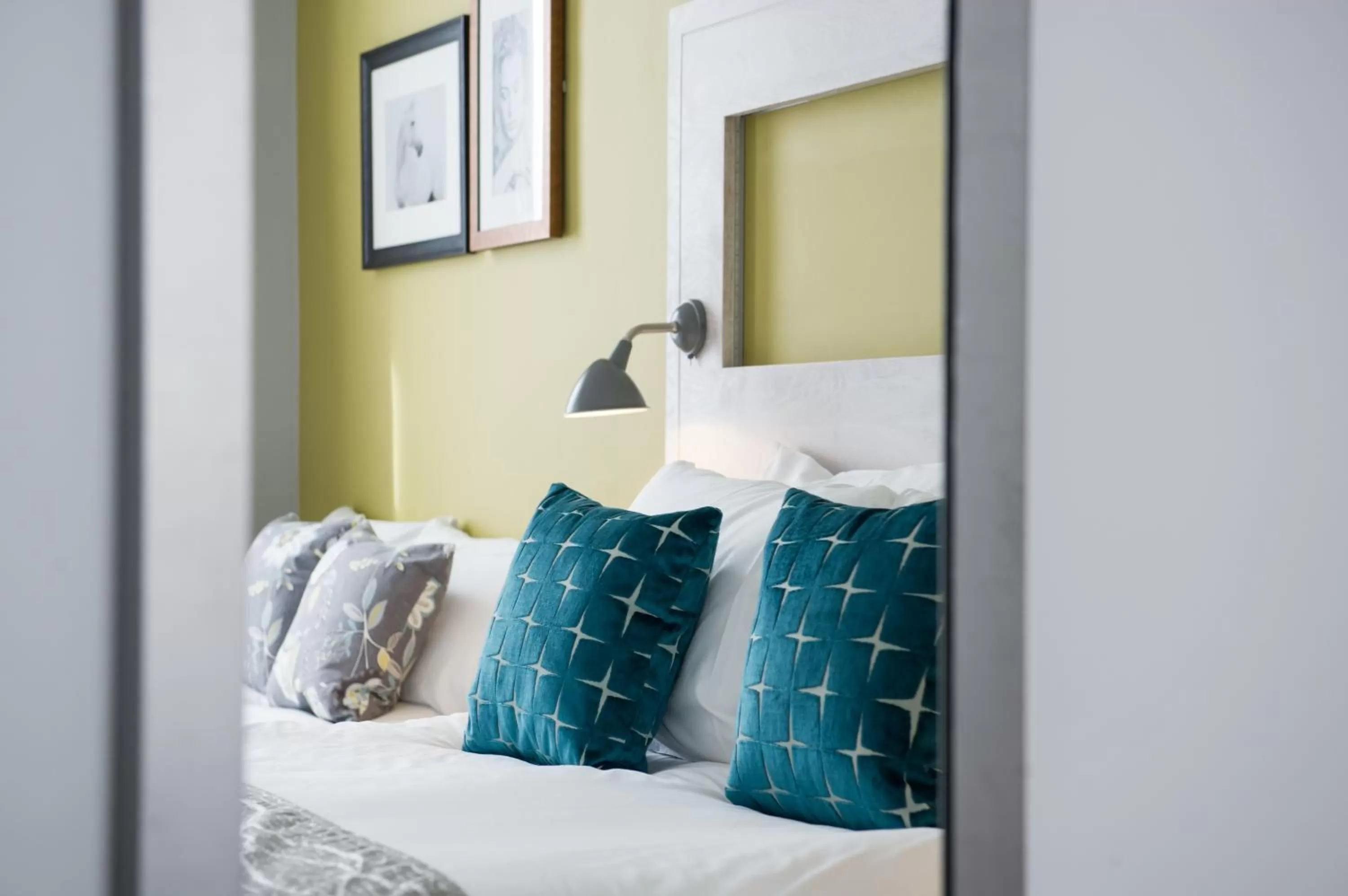 Bedroom, Bed in The Hedgehog by Innkeeper's Collection