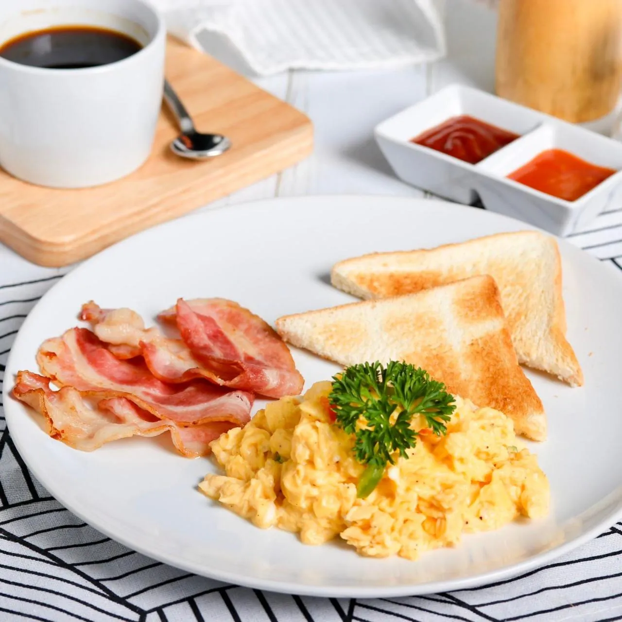 Breakfast in The Mini R Ratchada