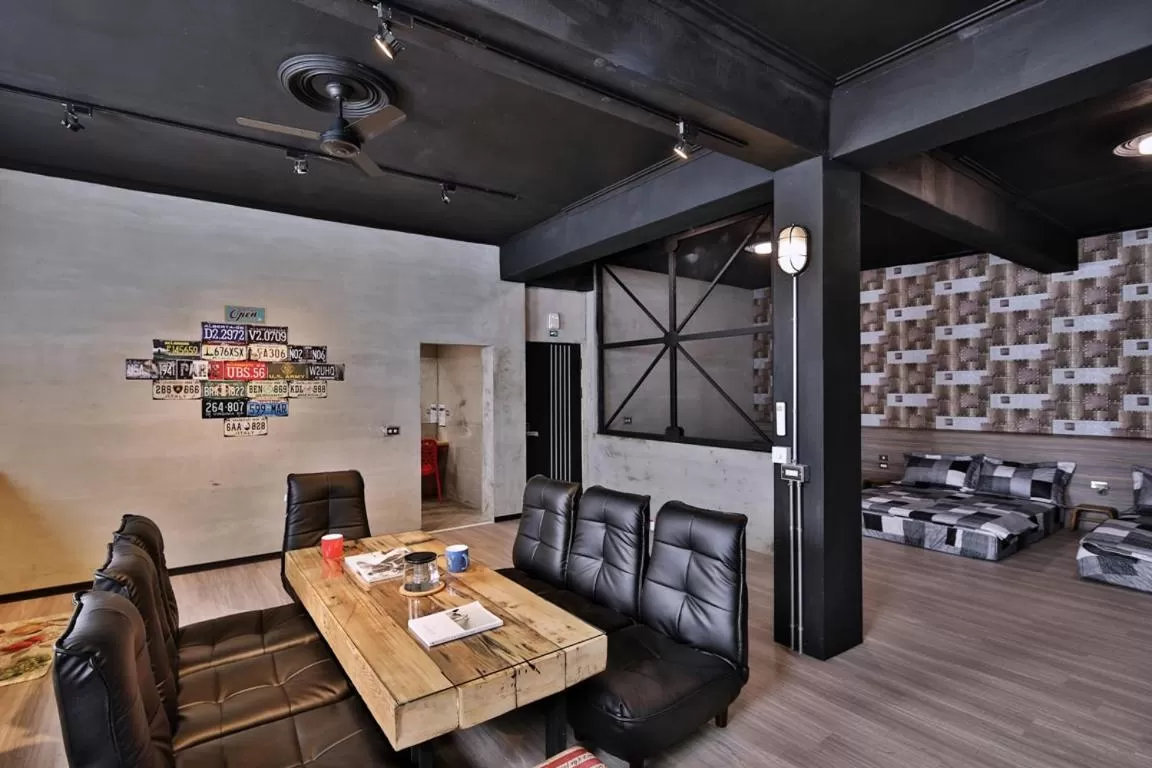 Full House of Happiness B&B