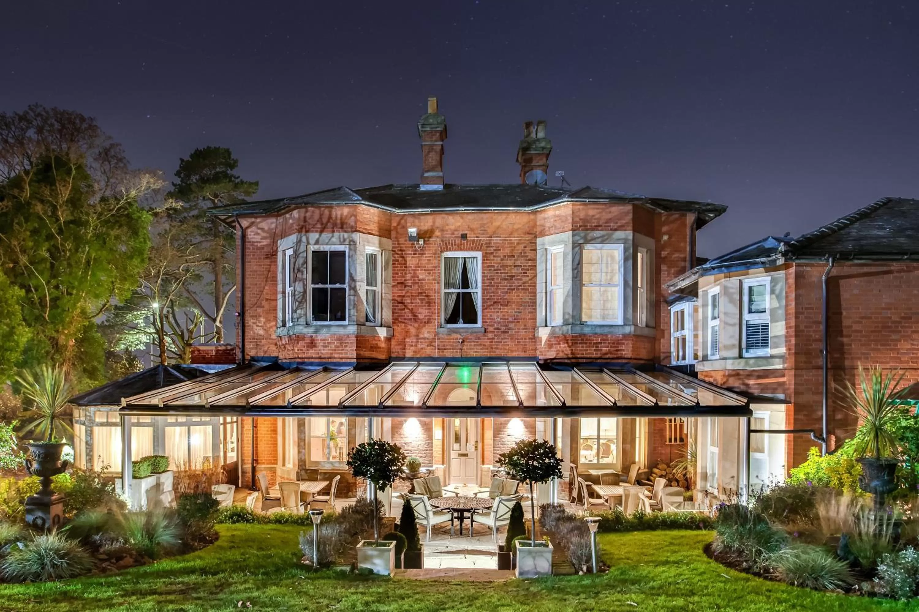 Alexandra Court Hotel