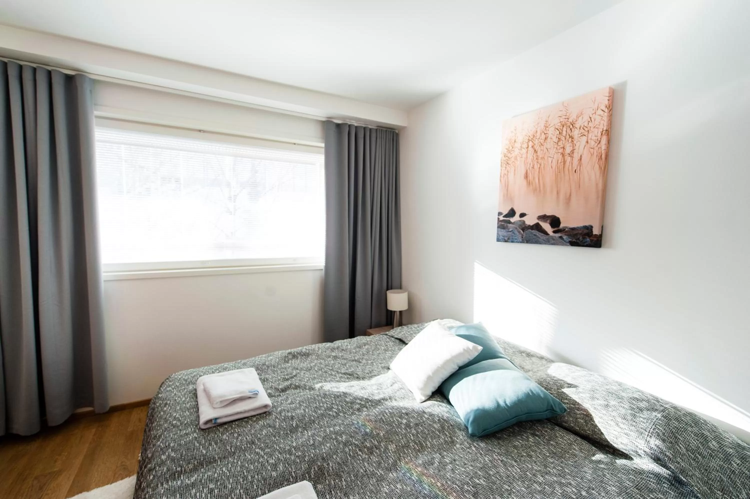 Day, Bed in Aalto Inn