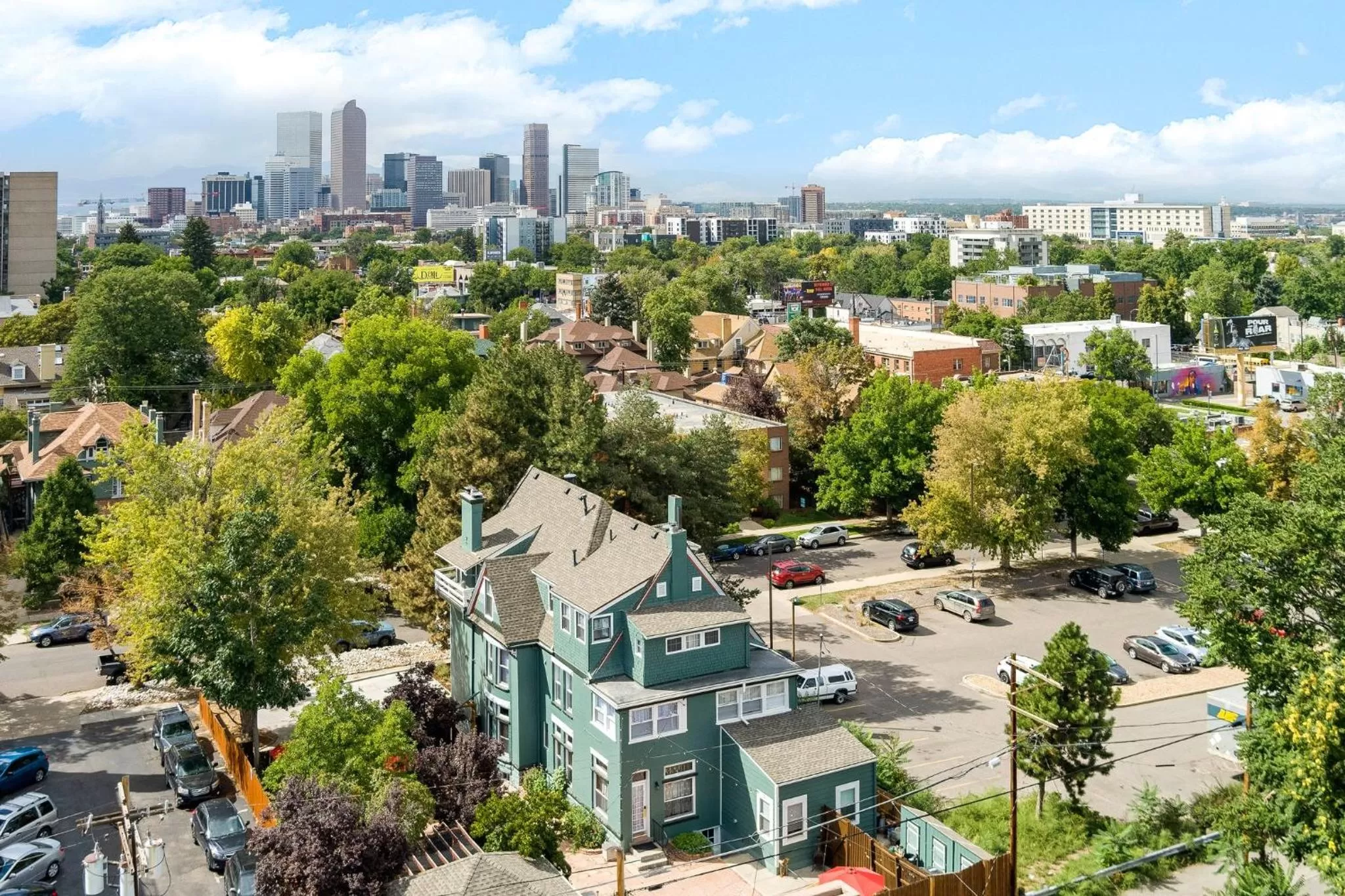 Neighbourhood in Flora House Denver