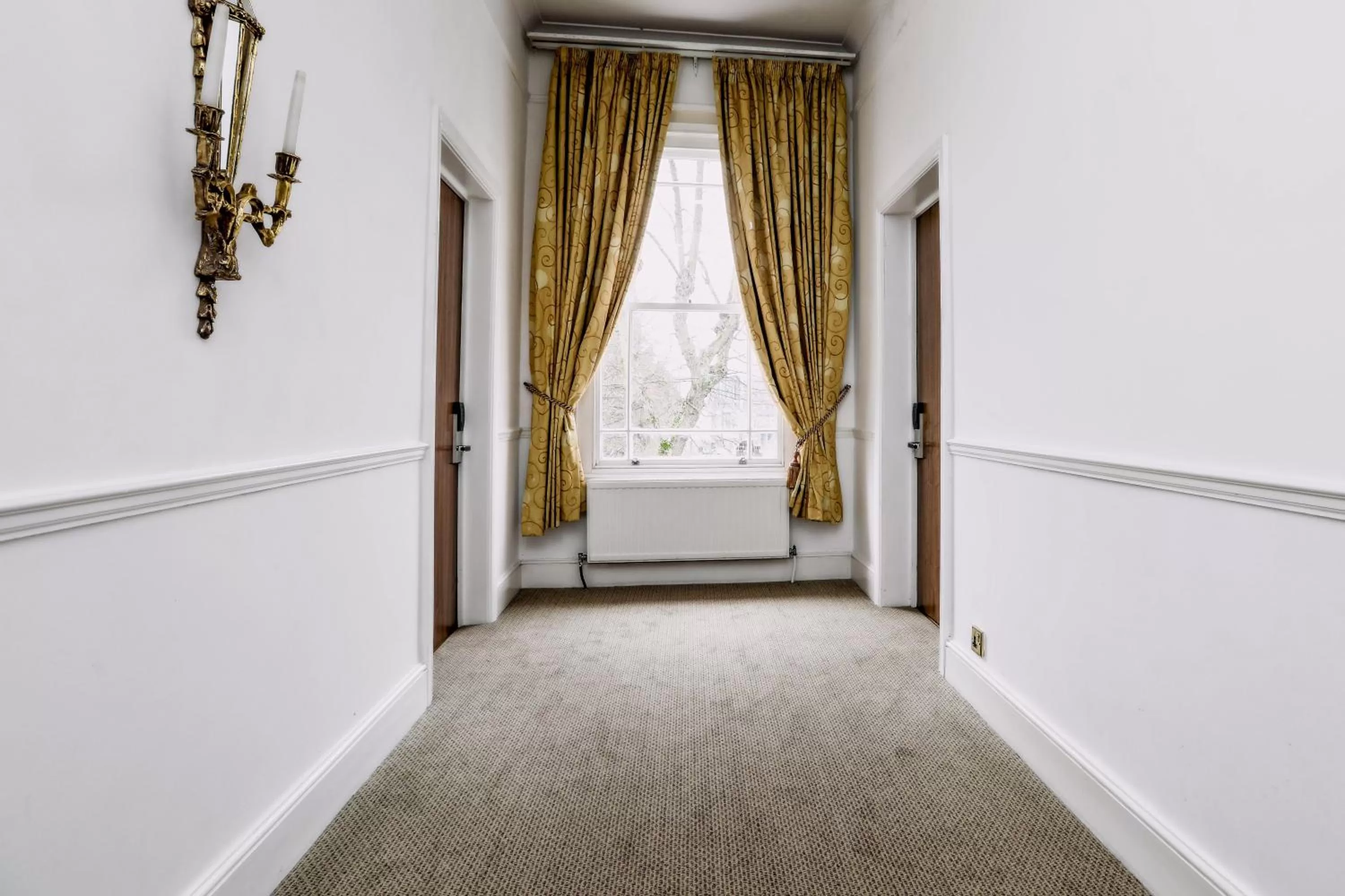 Area and facilities in The Jephson Hotel; BW Signature Collection