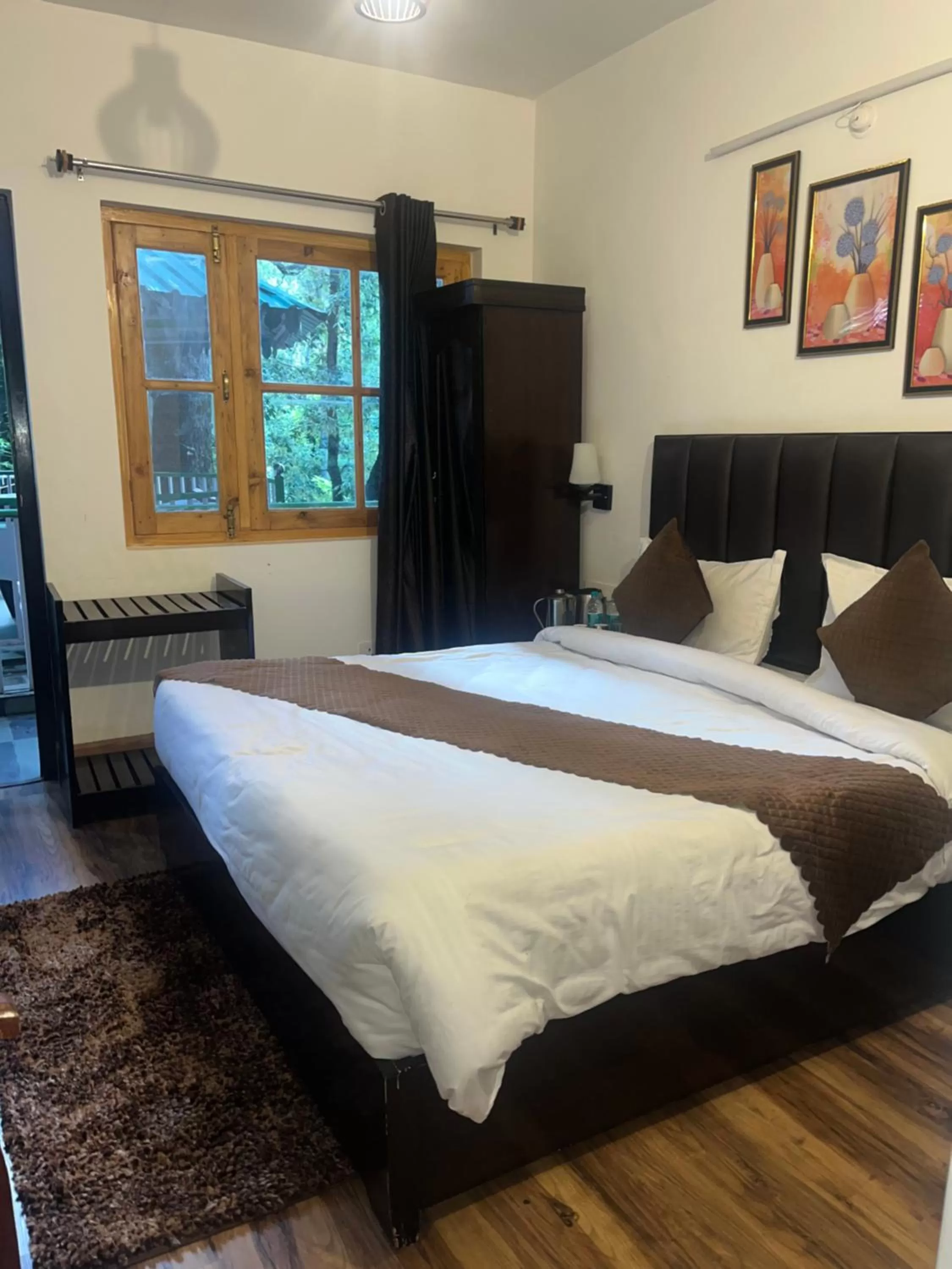 Bed in Cedar Woods Resort