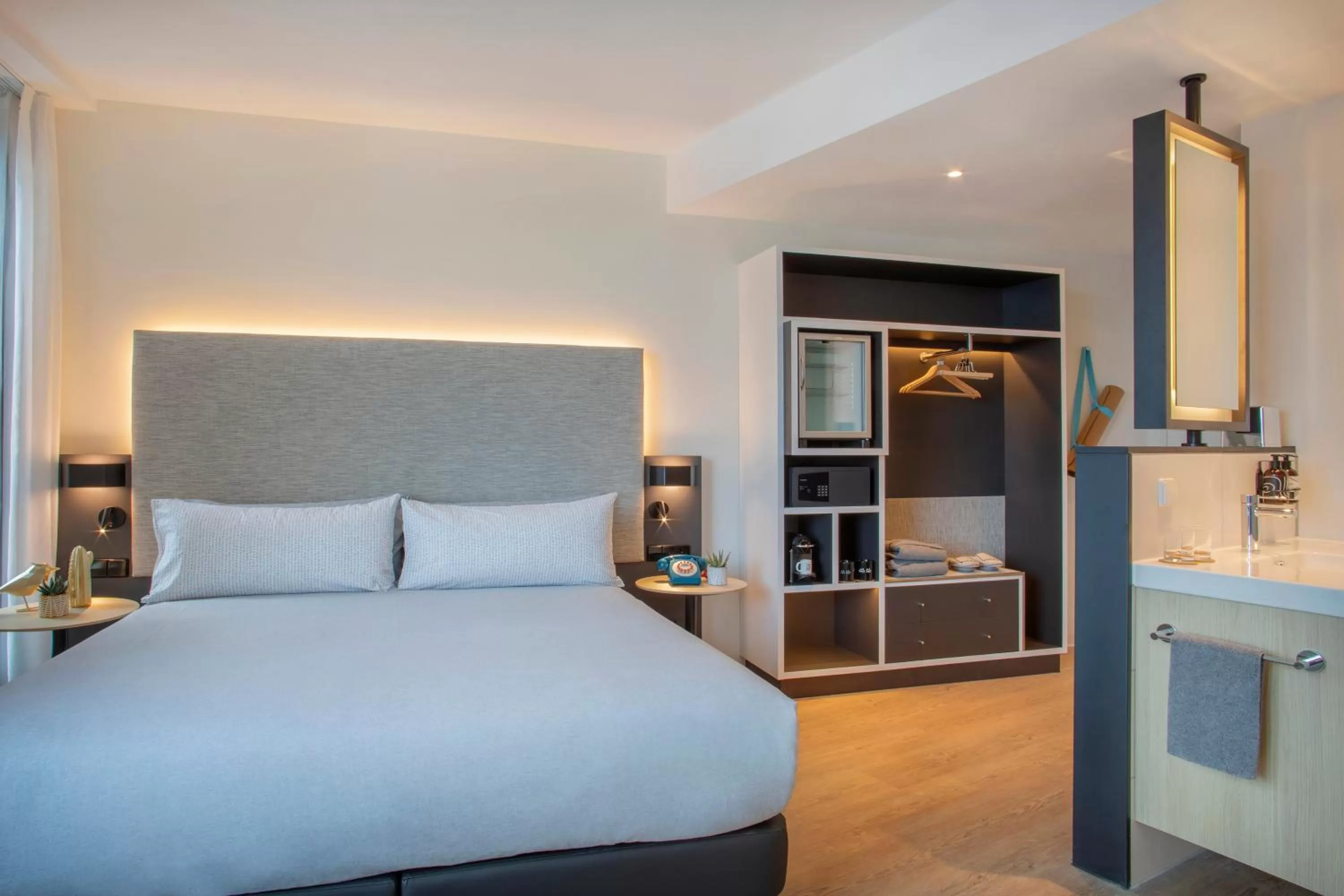 Bed in INNSiDE by Meliá Amsterdam