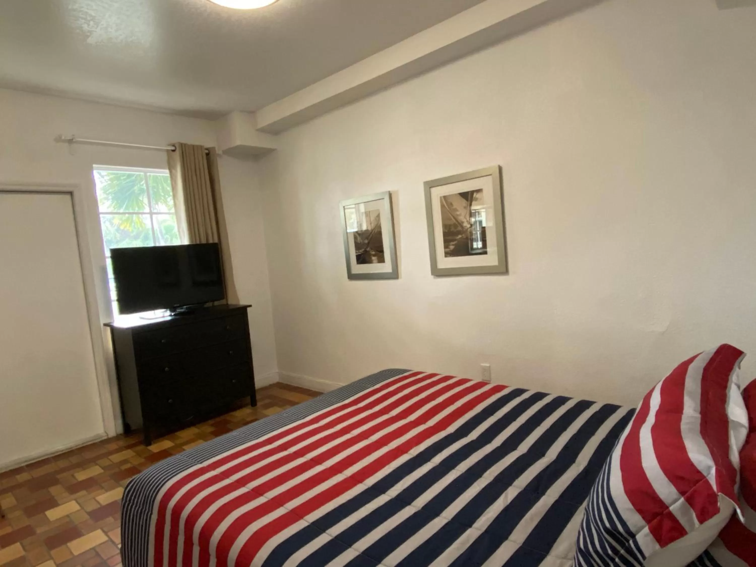 Bed in Harding Boutique Apartments