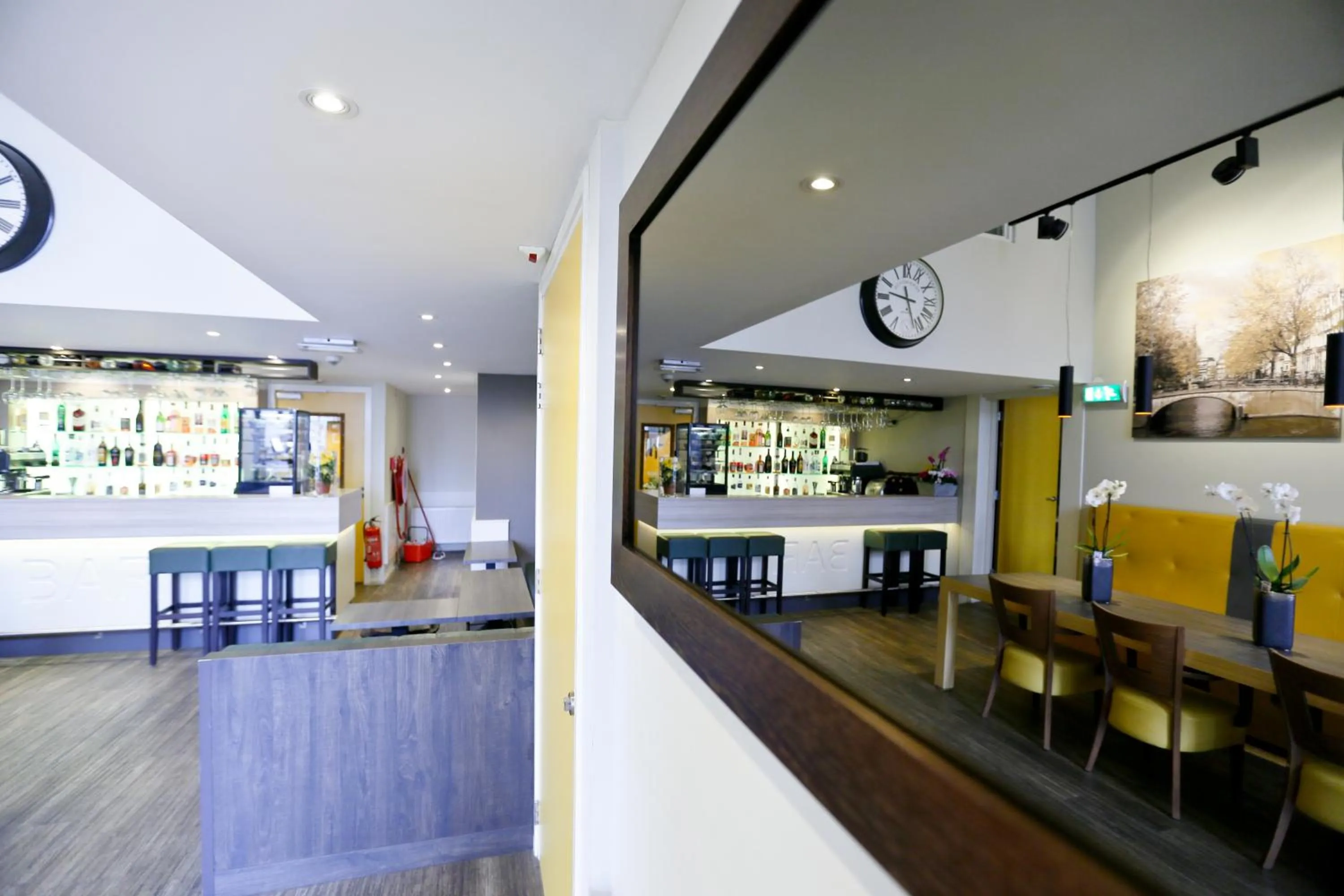 Lounge or bar in City Hotel Amsterdam