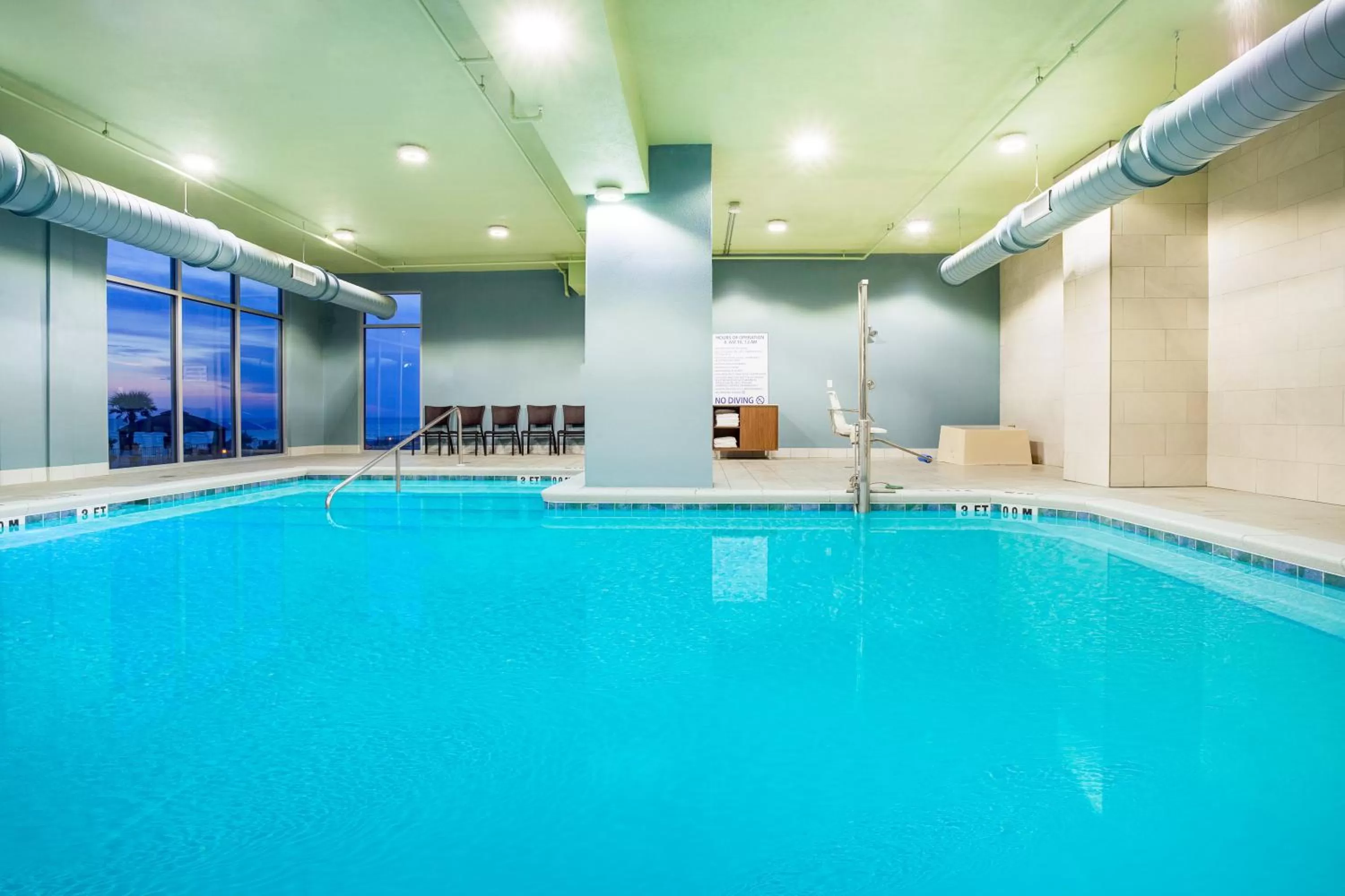 Swimming pool in Holiday Inn Express & Suites Panama City Beach - Beachfront by IHG