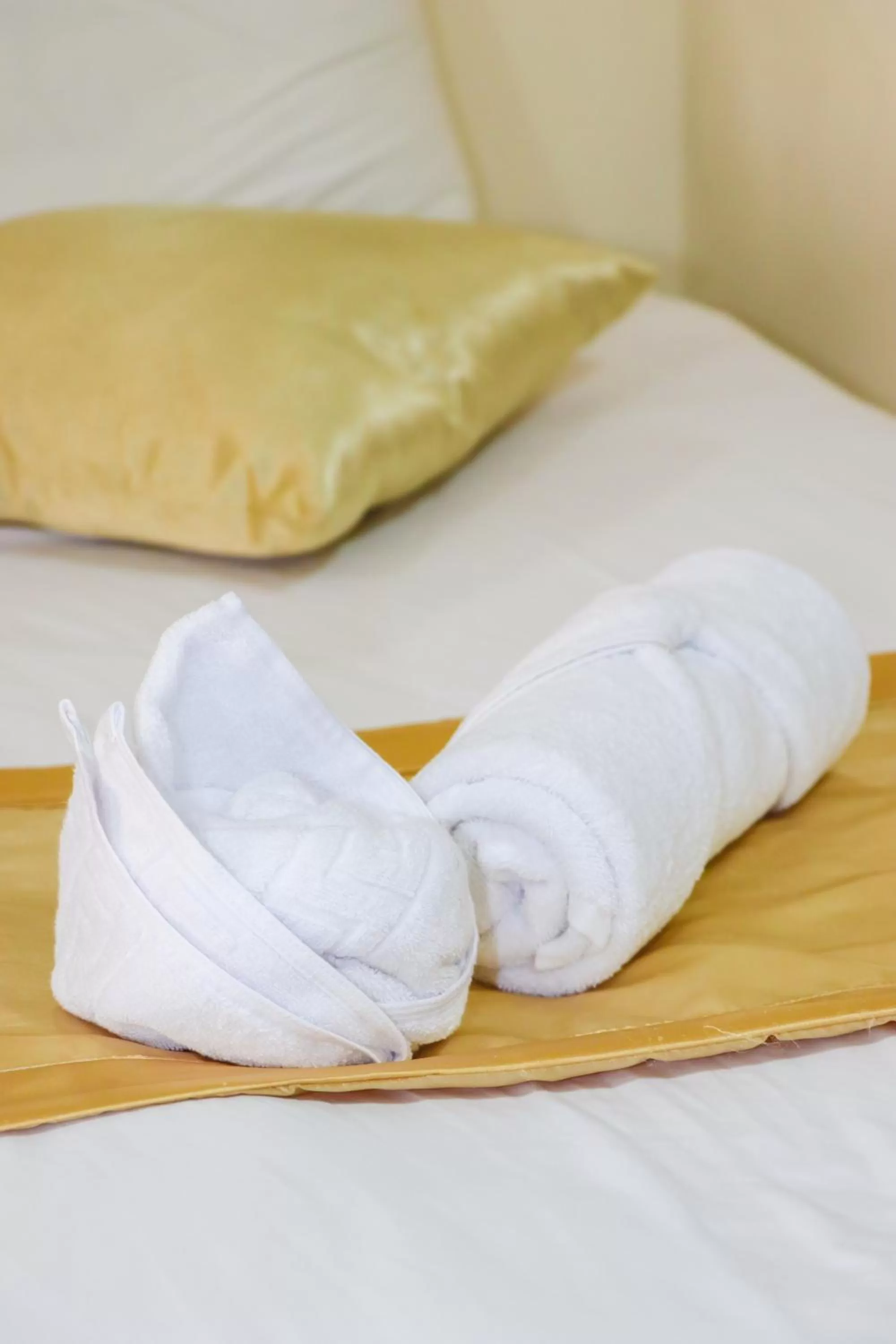 Bed in Al Jamal Suites