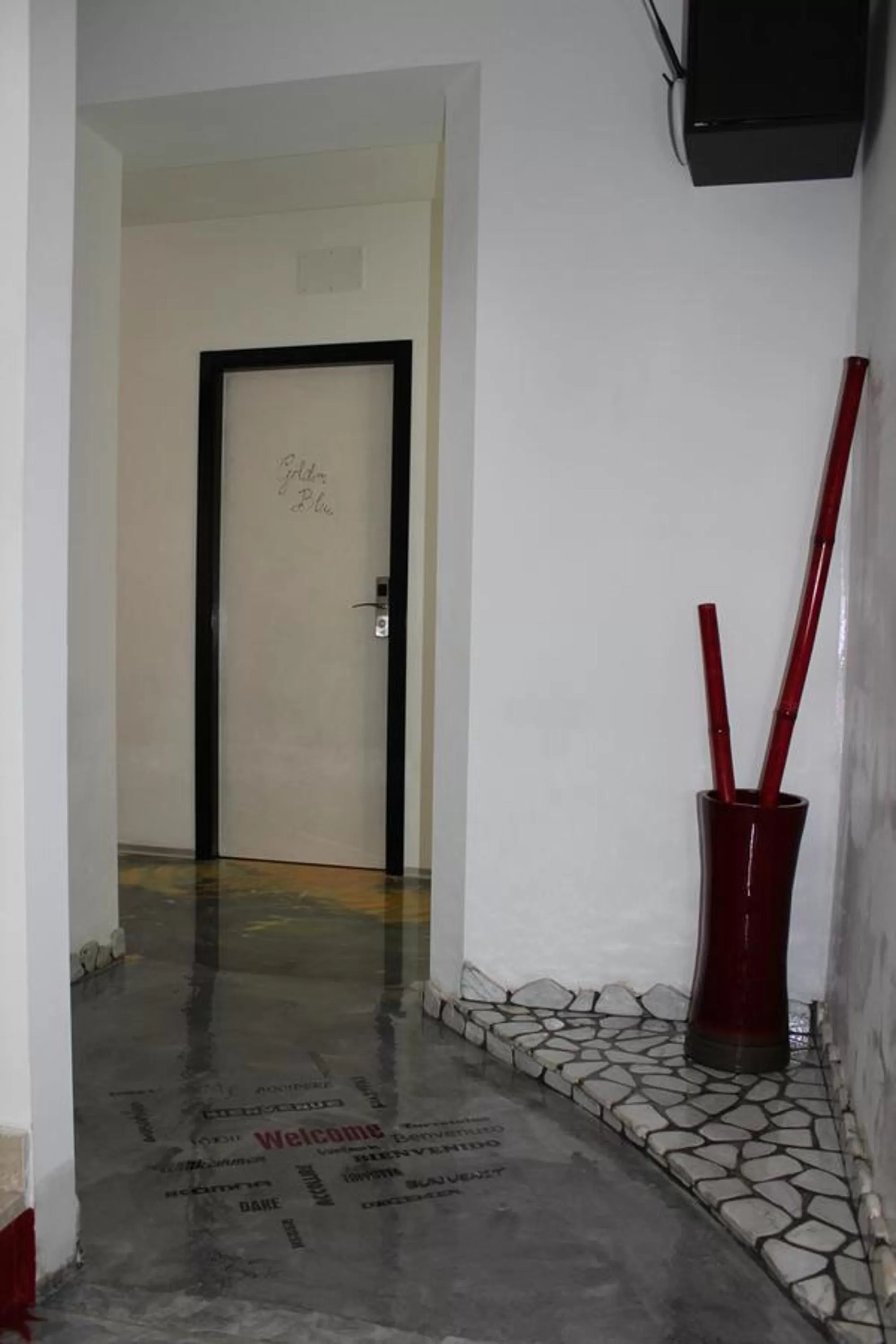 Decorative detail in Follow Me B&B