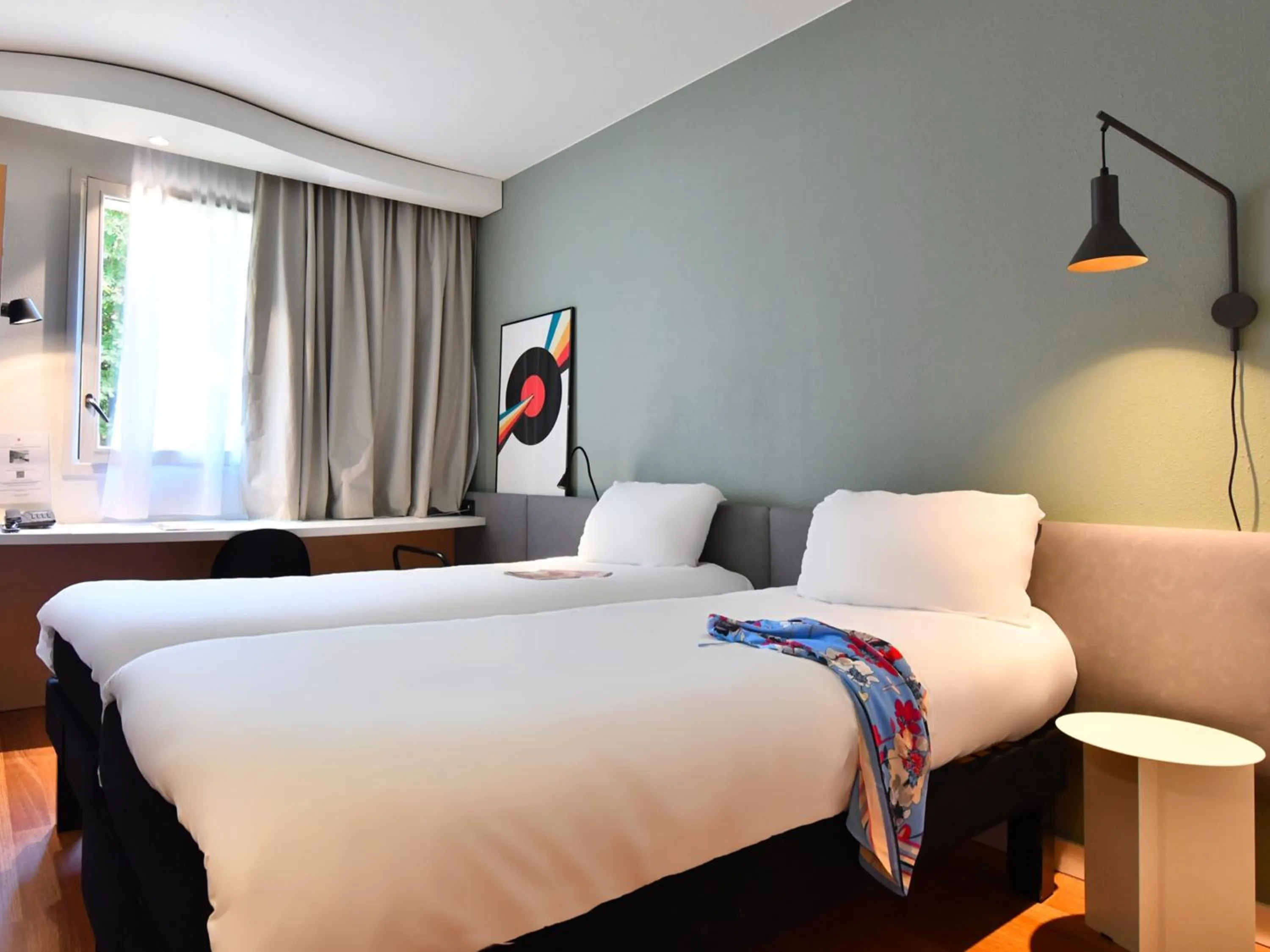 Bedroom, Bed in ibis Maisons Laffitte