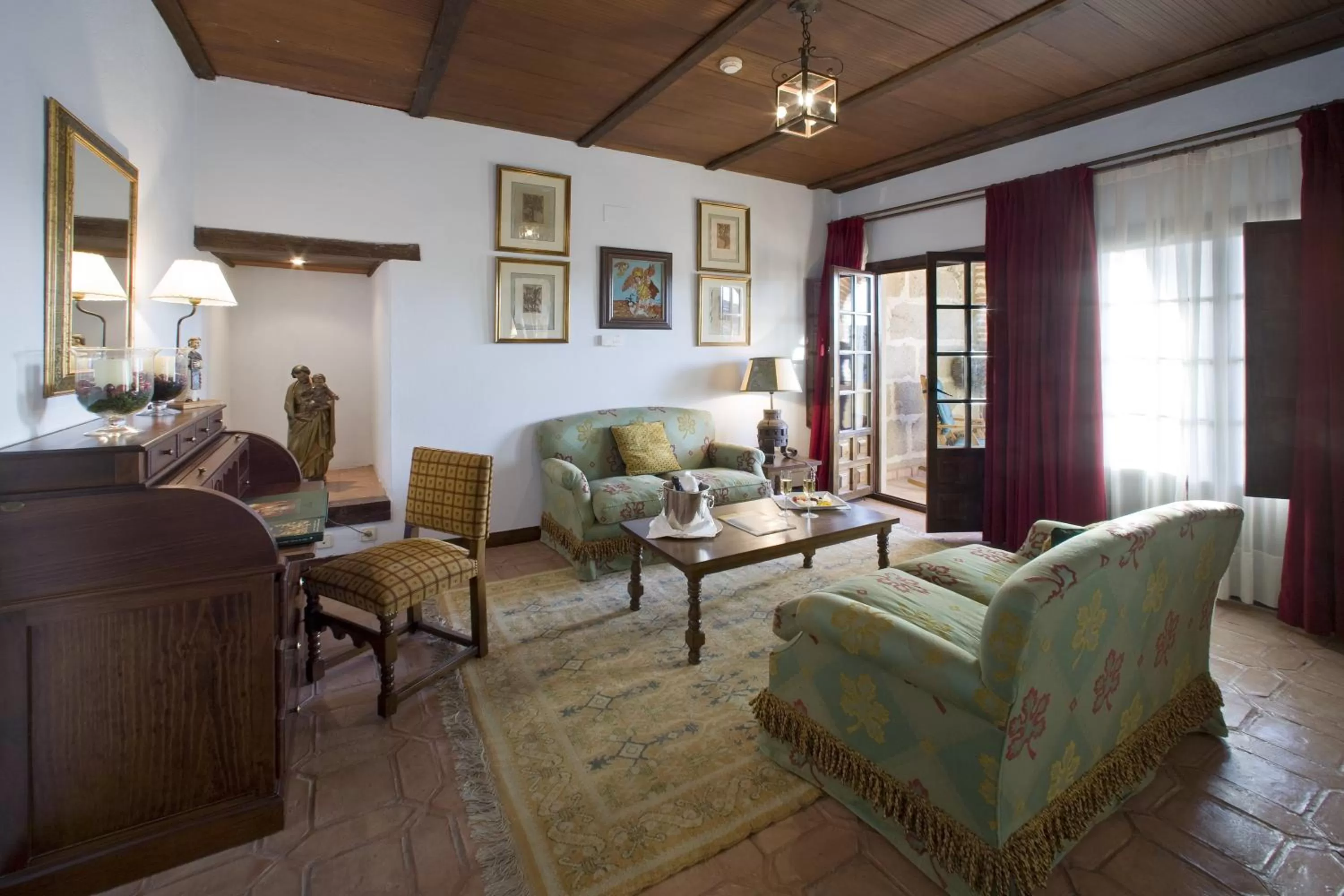 Living room in Parador de Plasencia