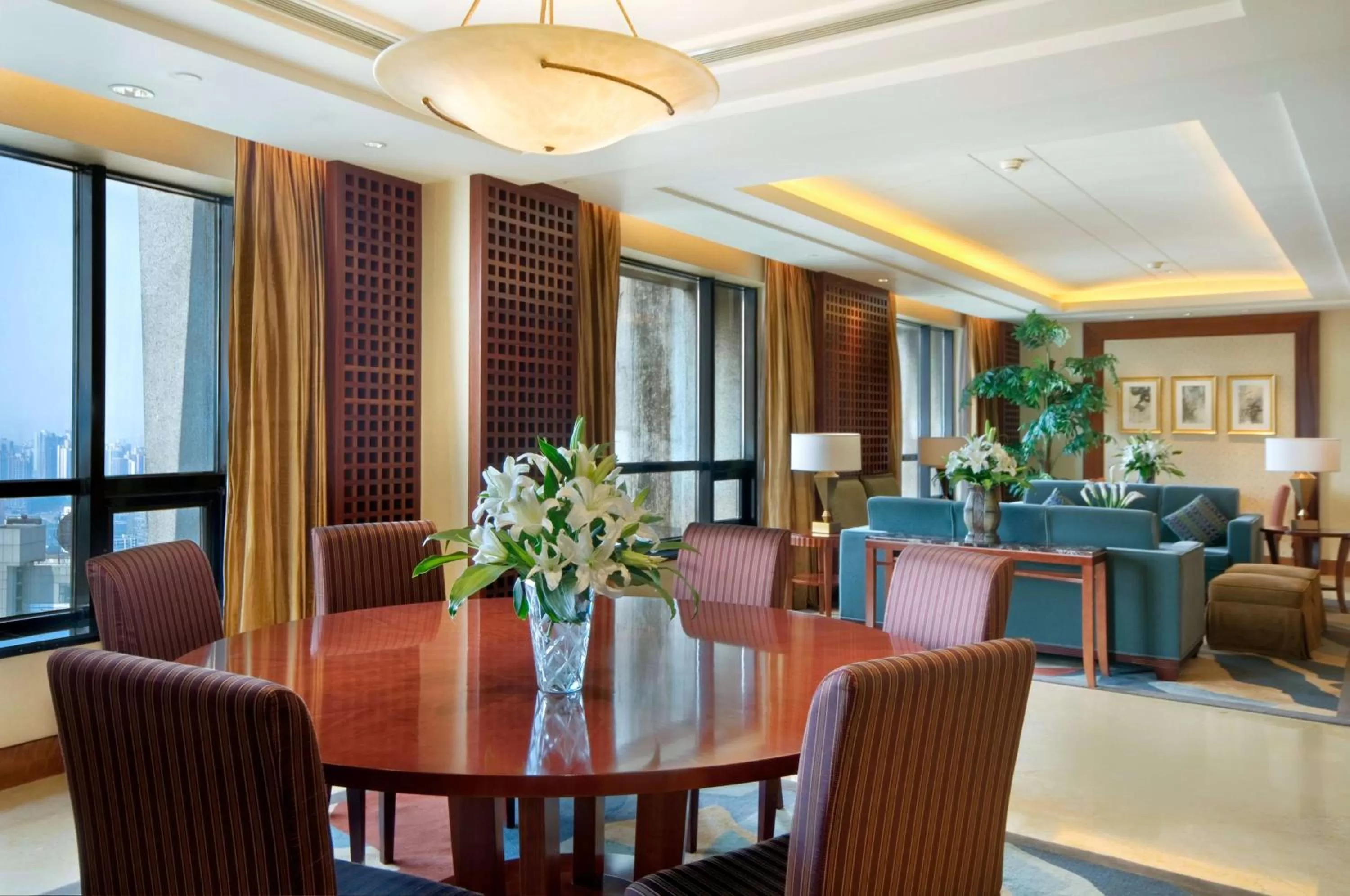 Living room in Hilton Chongqing