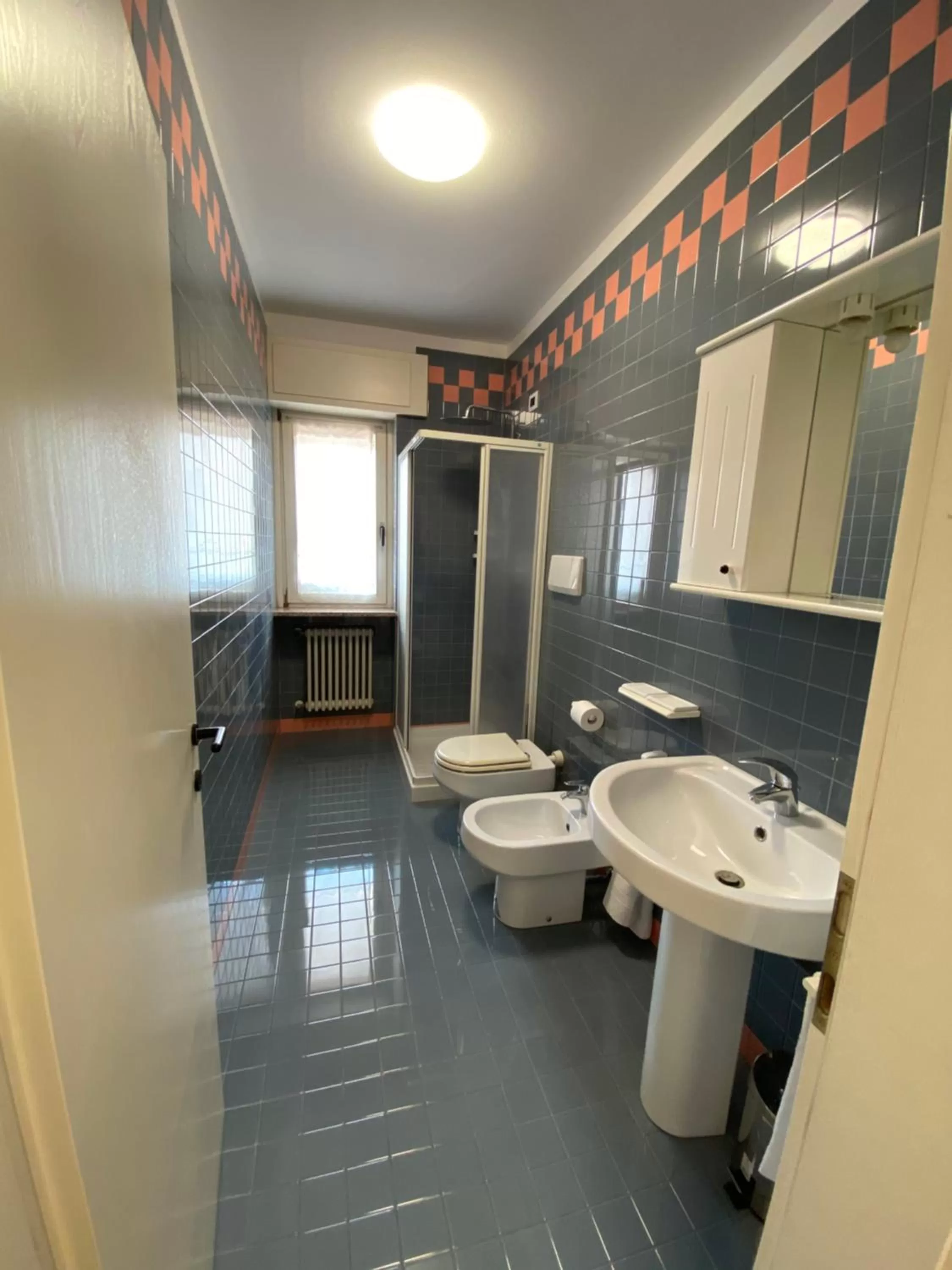 Shower in Sky Garden & Wellness R.