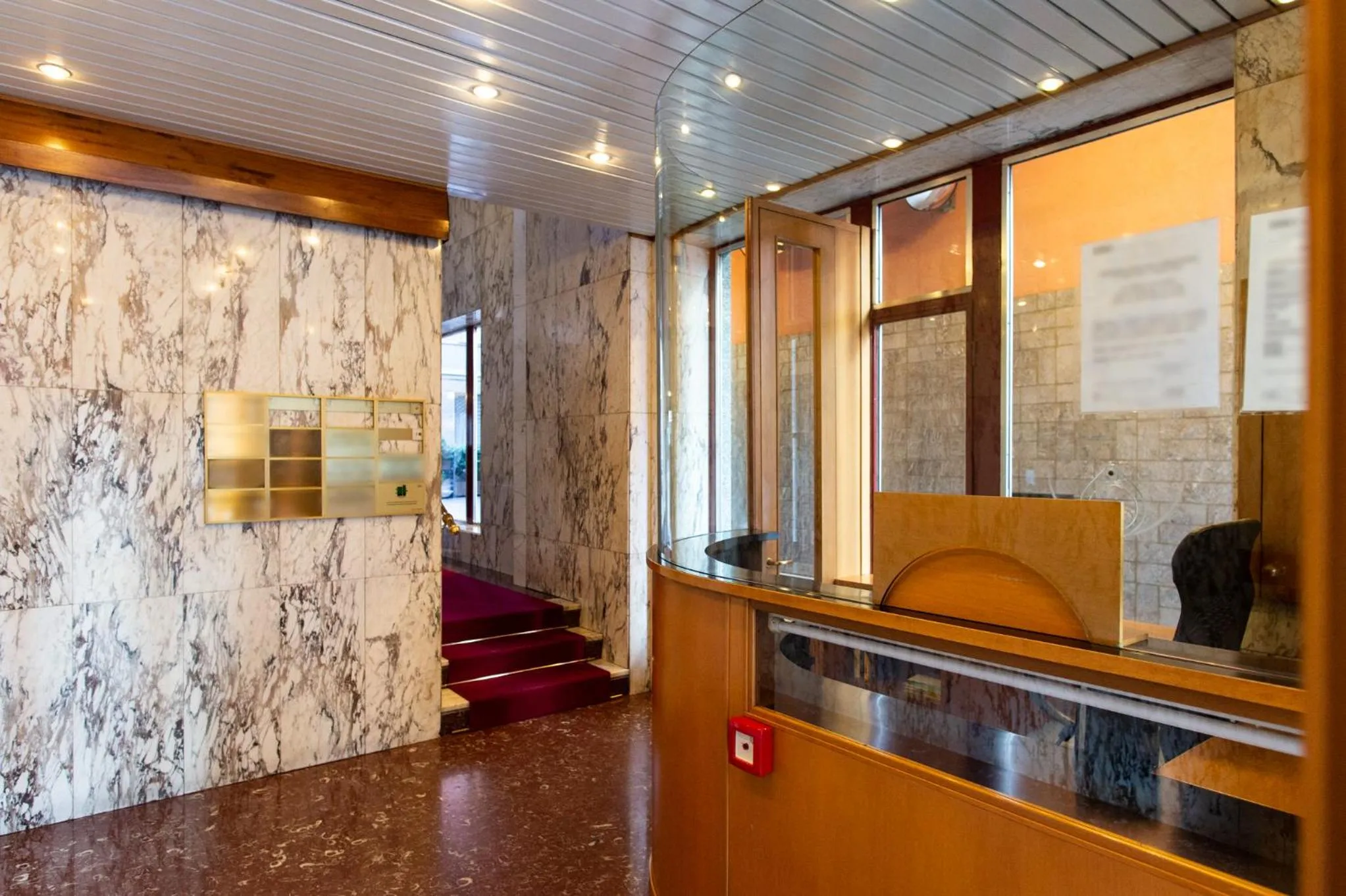 Facade/entrance in Aparthotel Porta Nuova