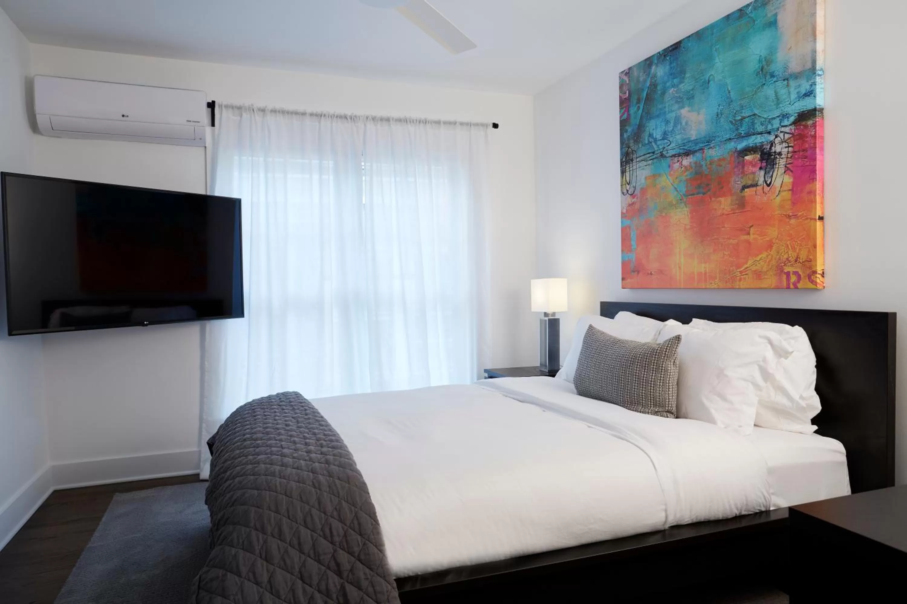 Bed in Station Inn Pawling