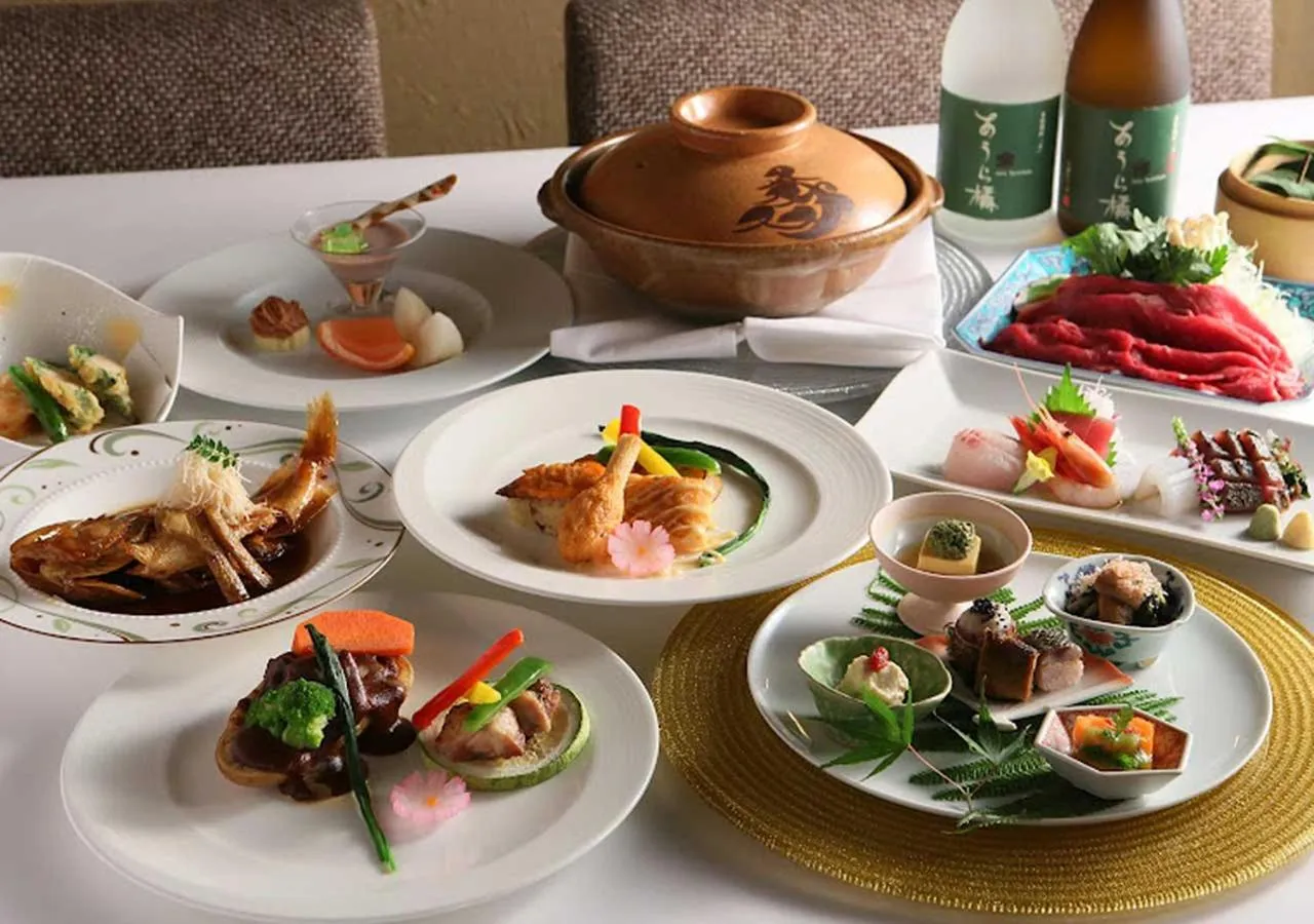 Food close-up in Aura Tachibana