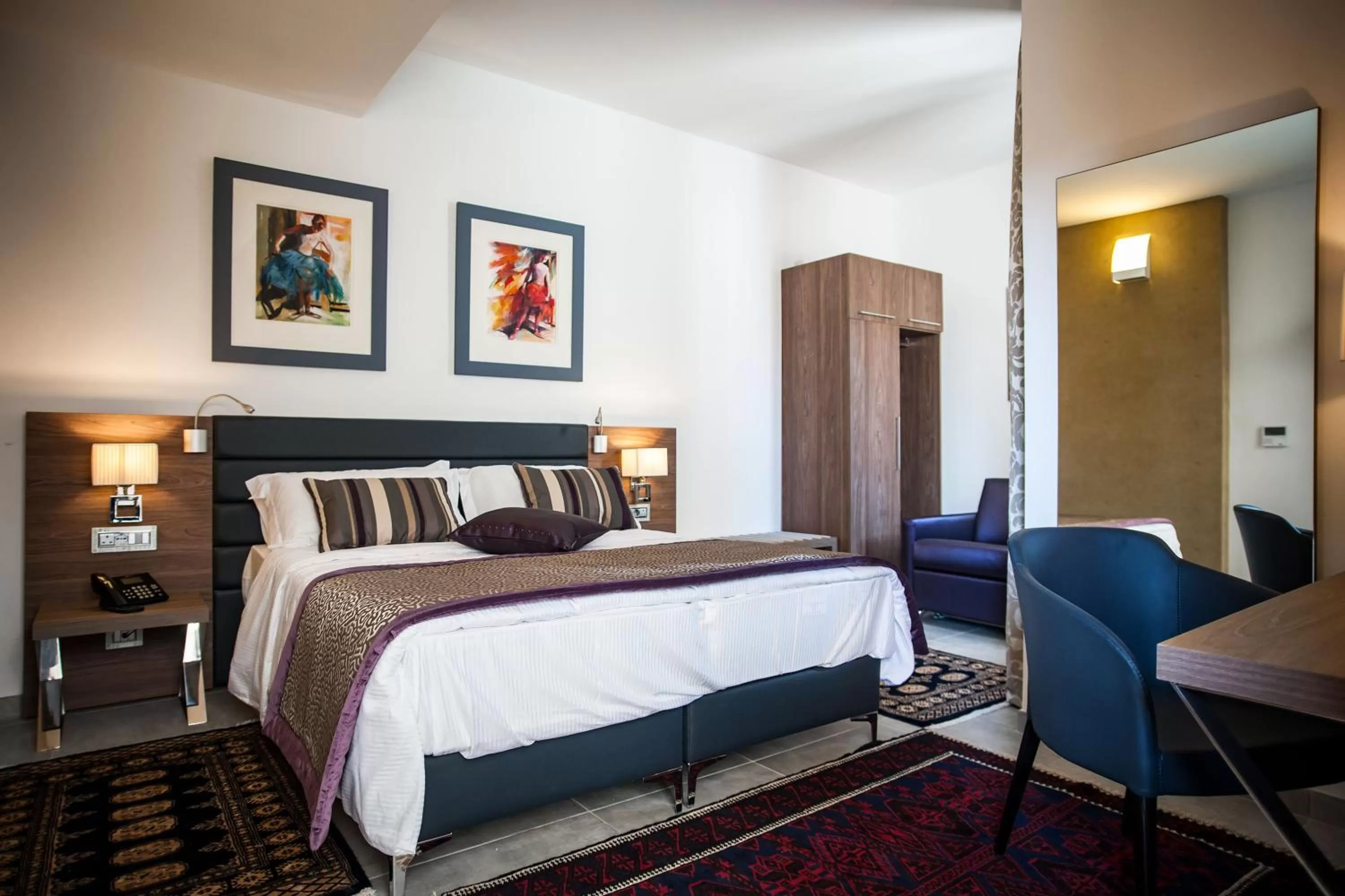 Bed in Palazzo Paolina Boutique Hotel