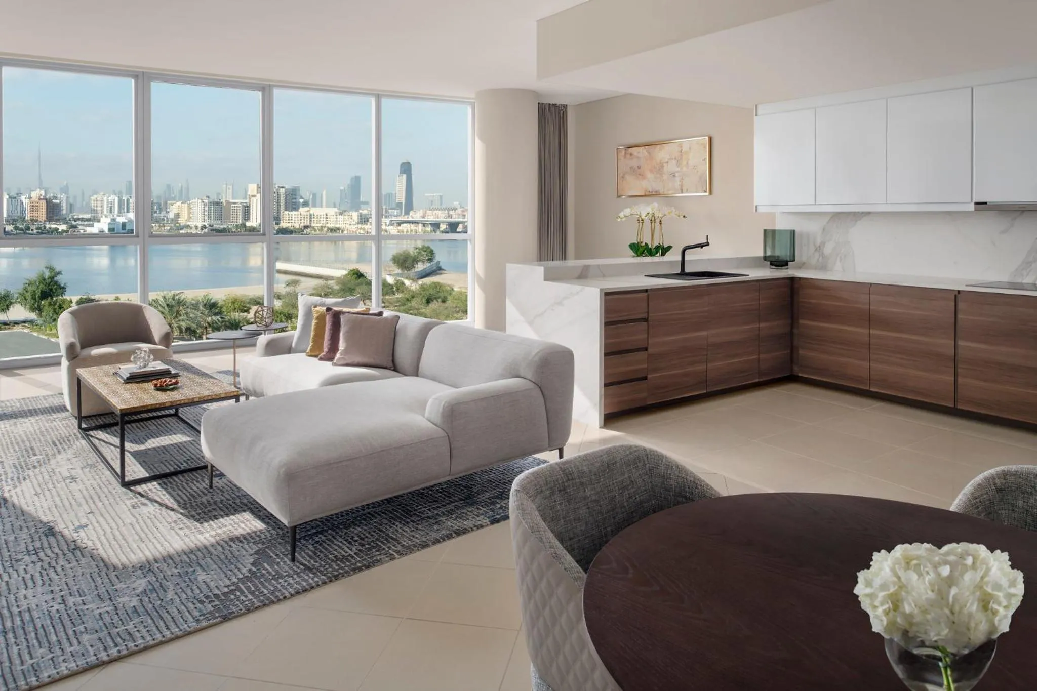 Living room in InterContinental Residence Suites Dubai Festival City by IHG