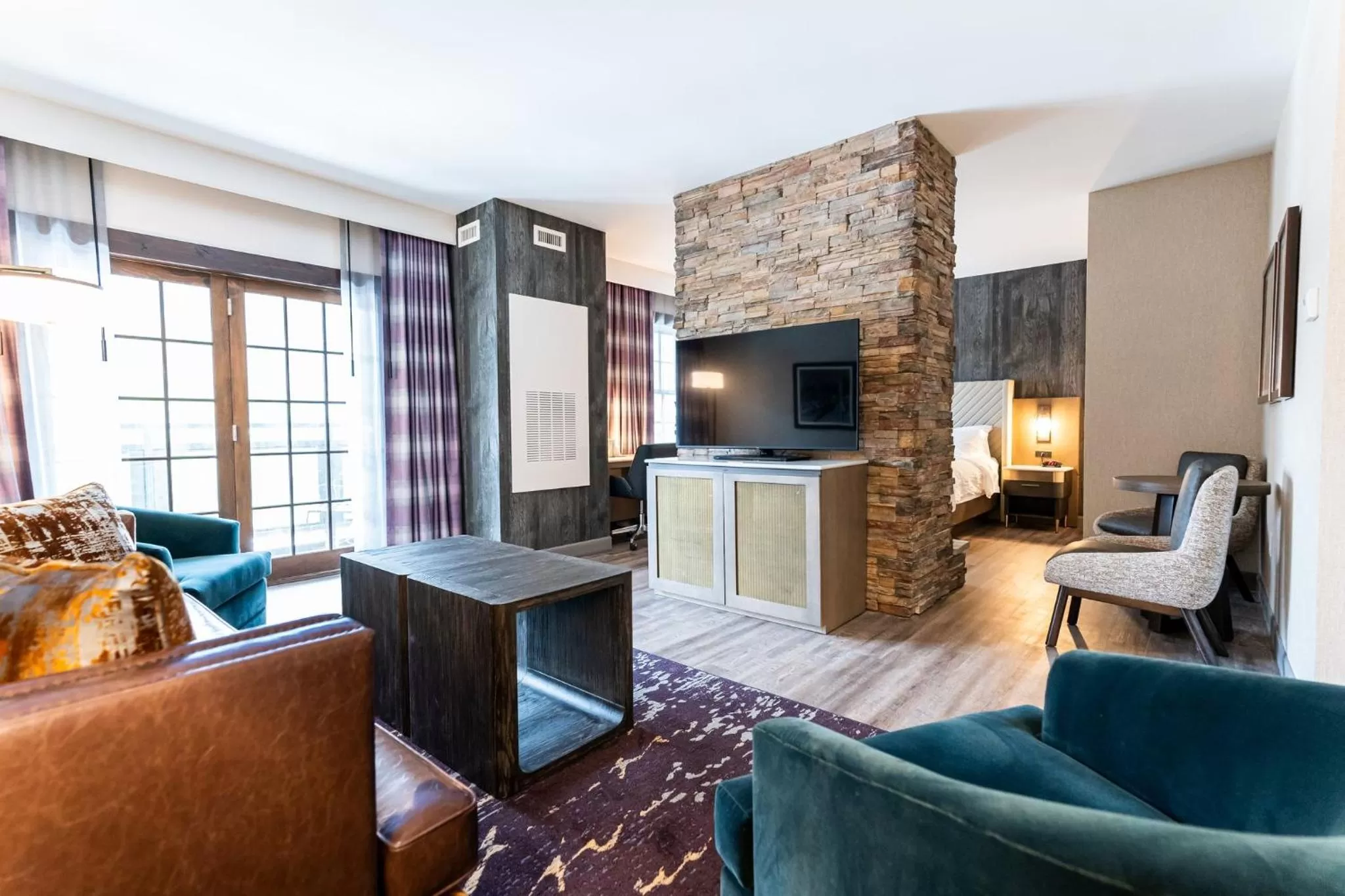 Photo of the whole room in Holiday Inn Resort Deadwood Mountain Grand by IHG