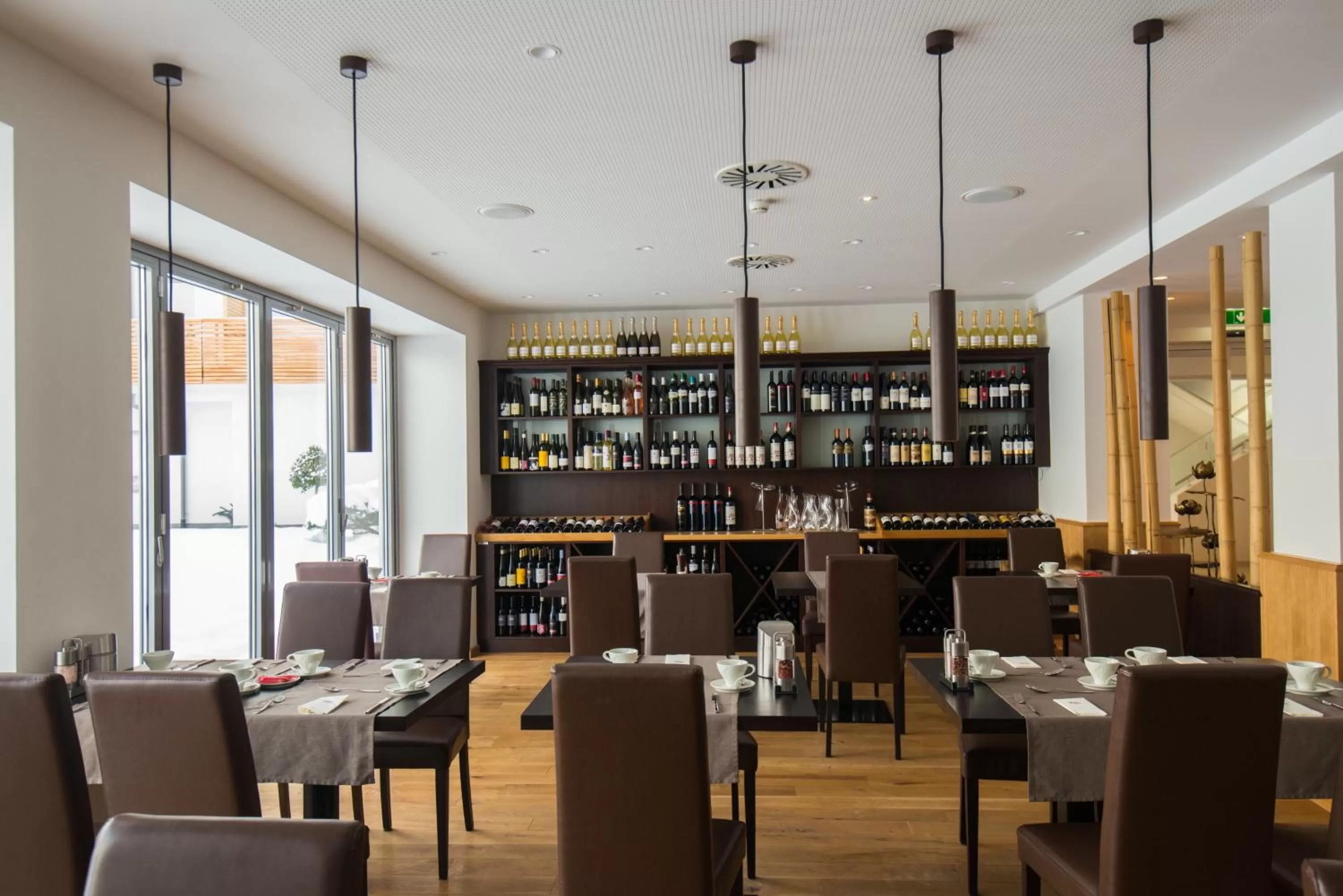 Restaurant/places to eat in Hotel dasMEI