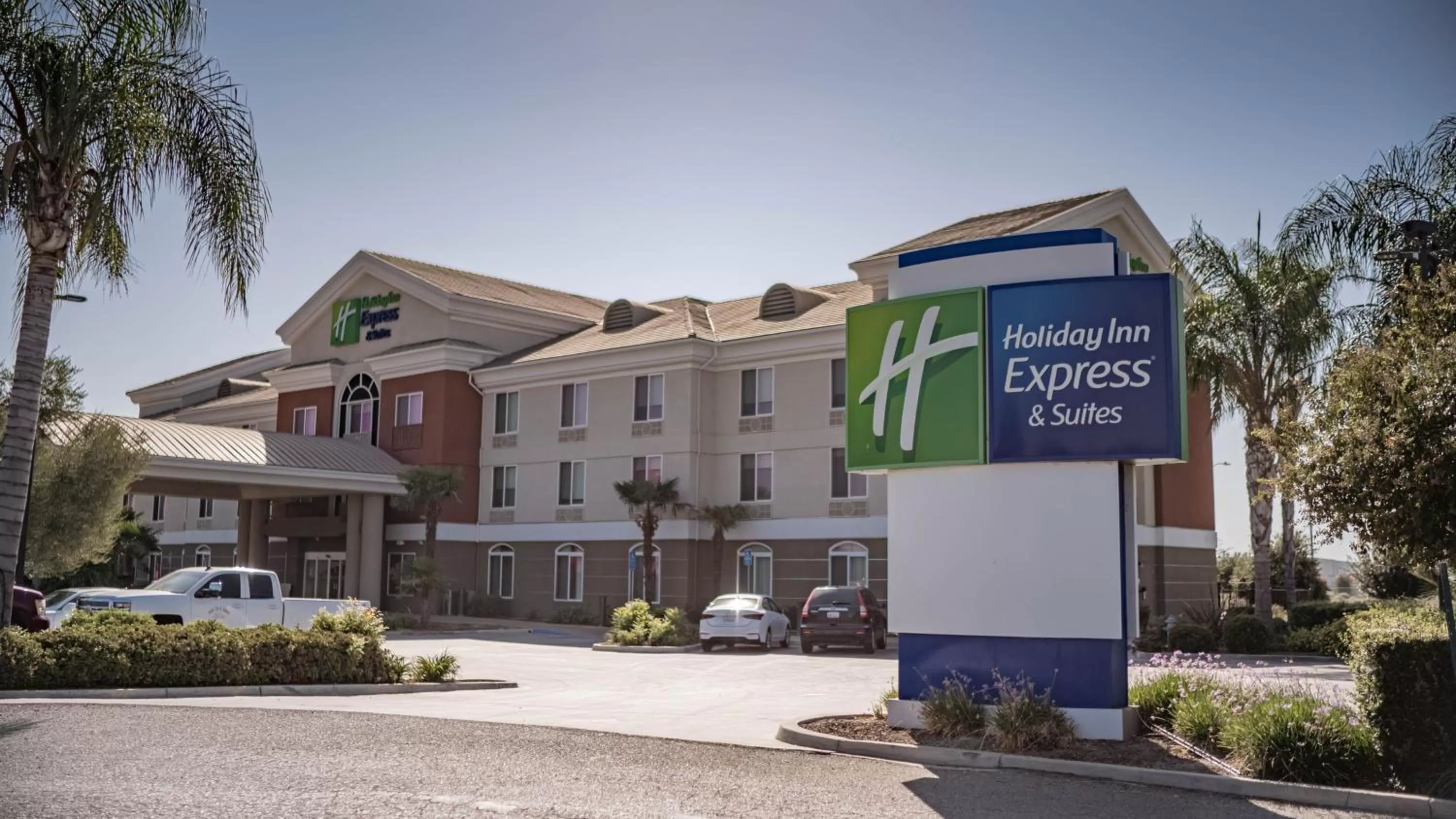 Property building in Holiday Inn Express Porterville by IHG