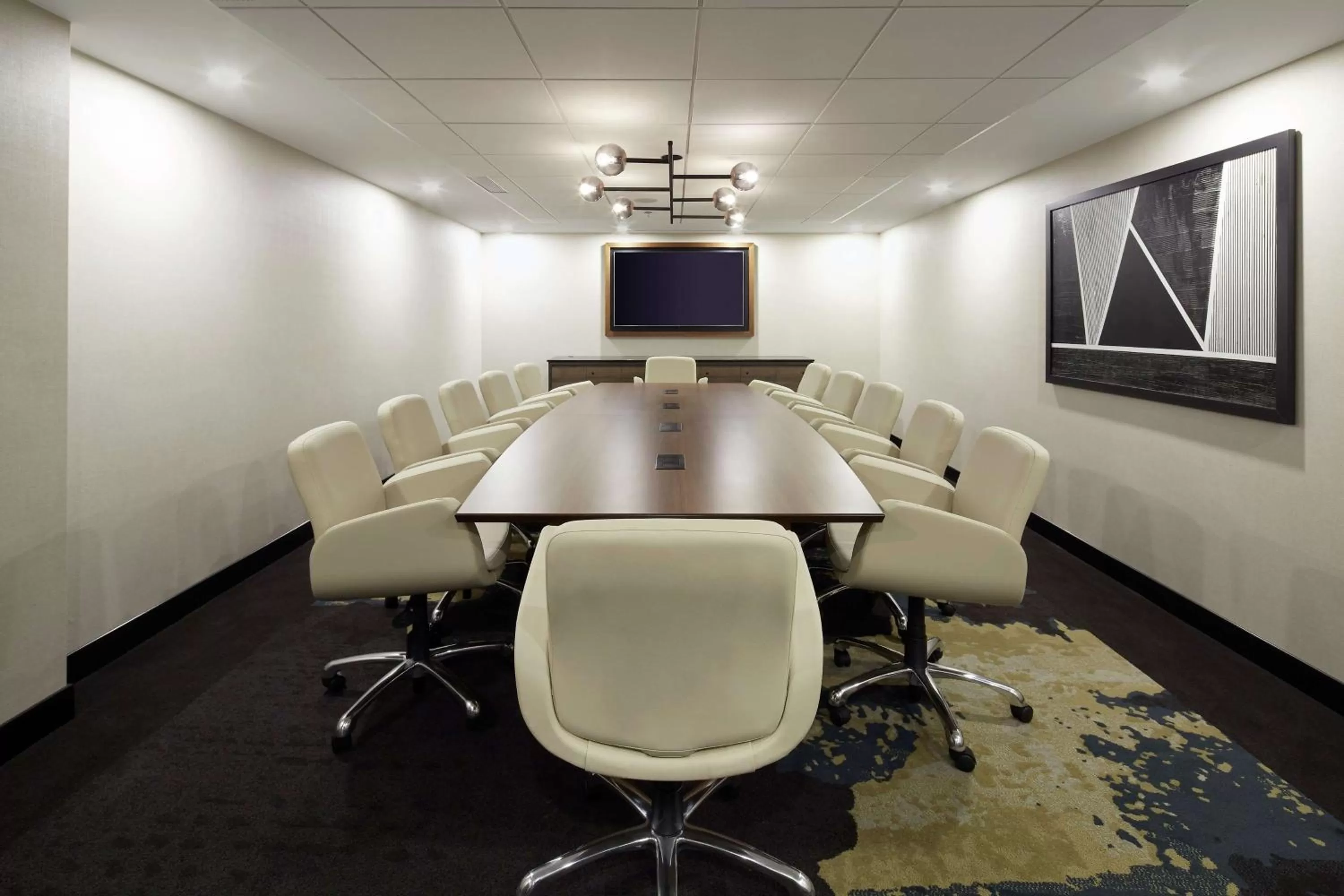 Meeting/conference room in Doubletree By Hilton Montreal Airport