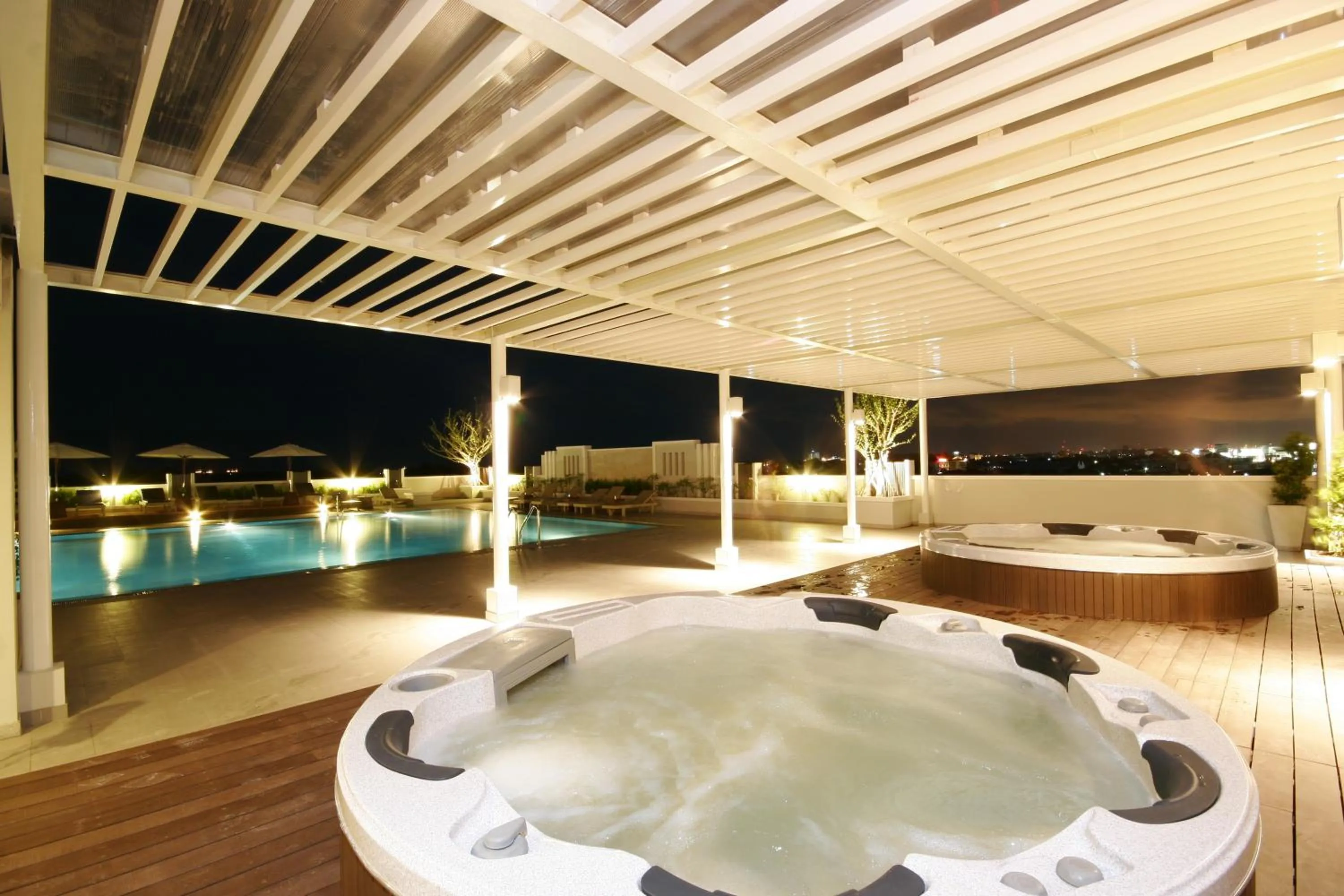 Hot Tub in Kameo Grand Hotel & Serviced Apartment, Rayong