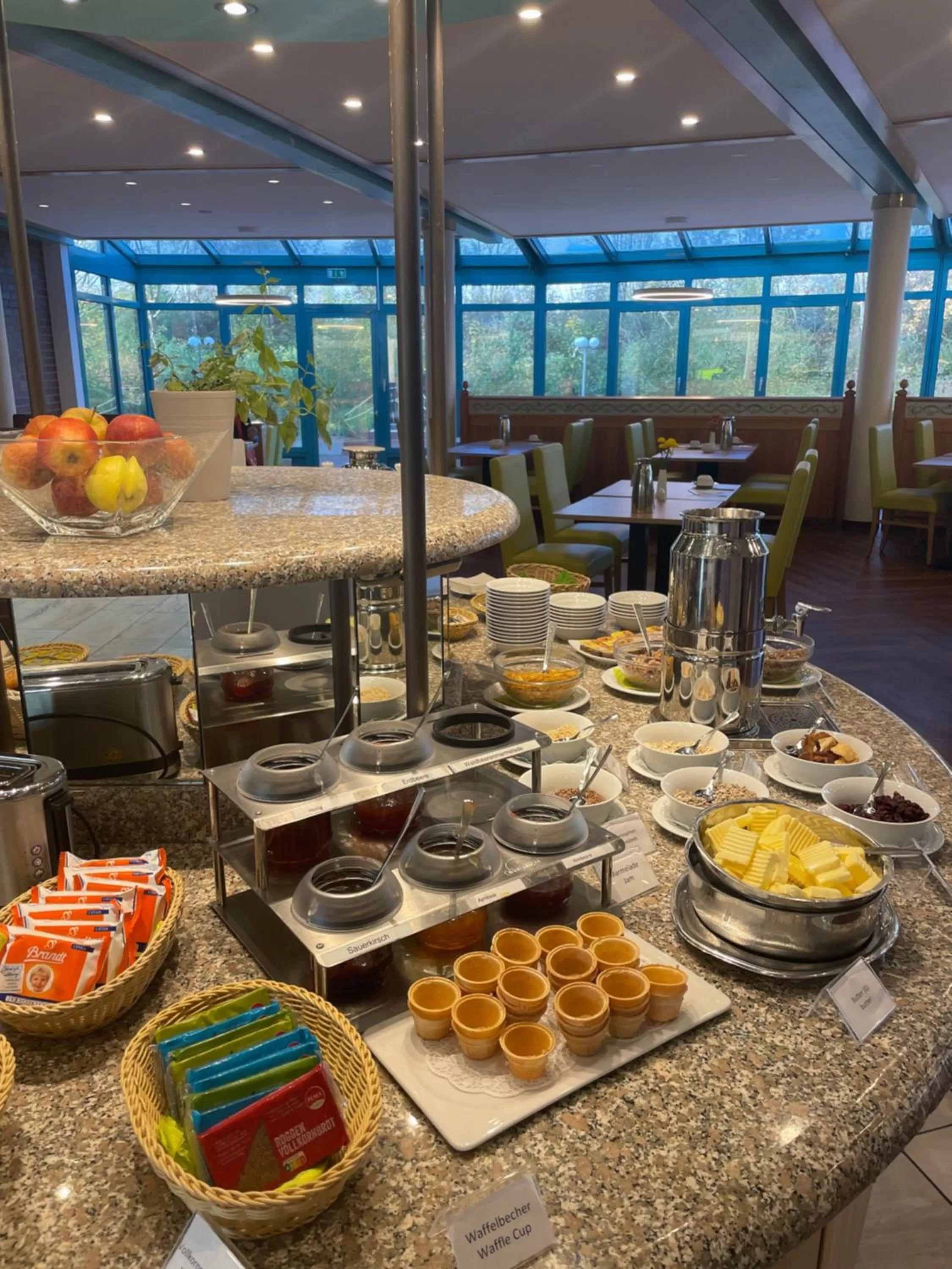 Breakfast in Best Western Parkhotel Brehna-Halle