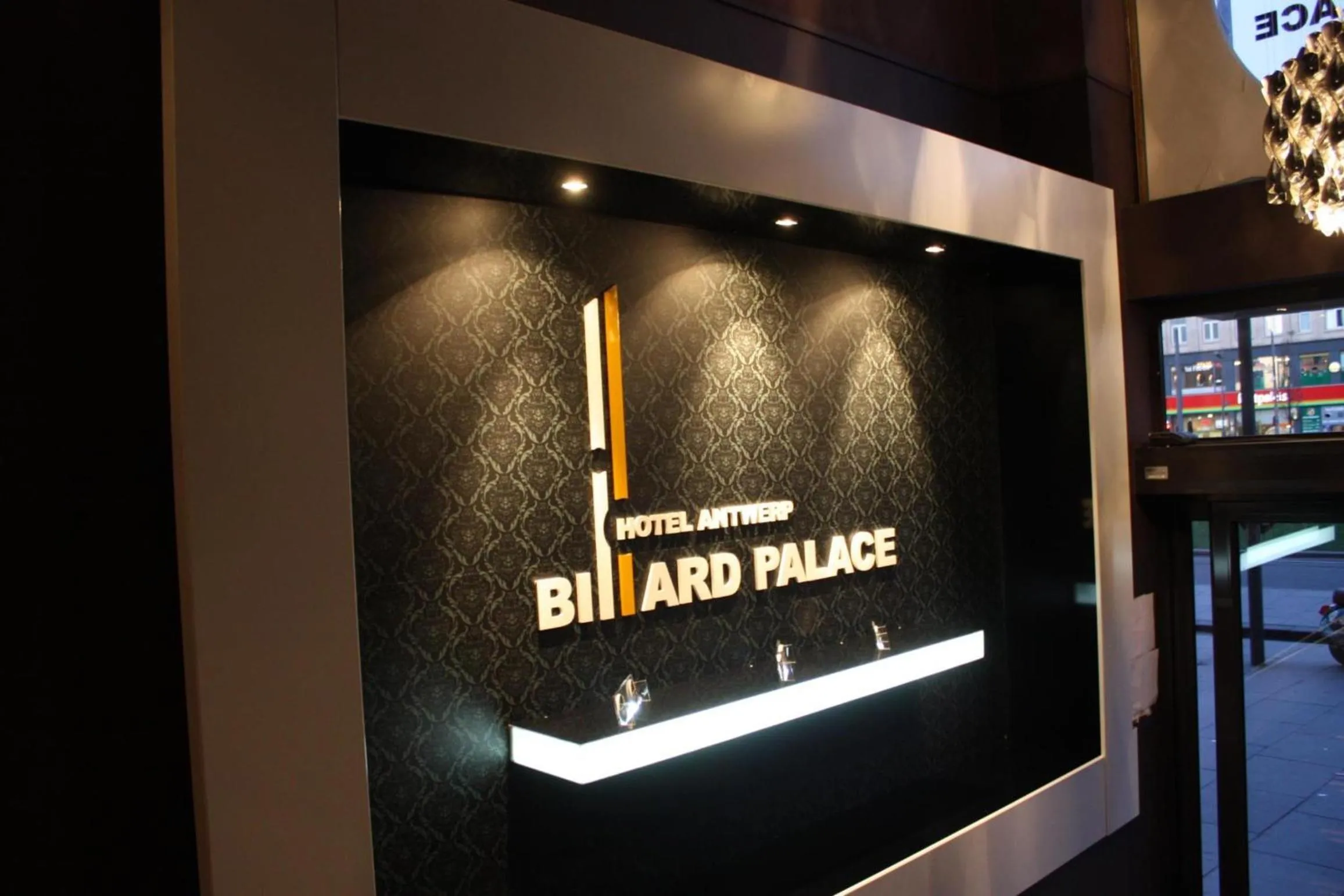 Lobby or reception in Hotel Antwerp Billard Palace