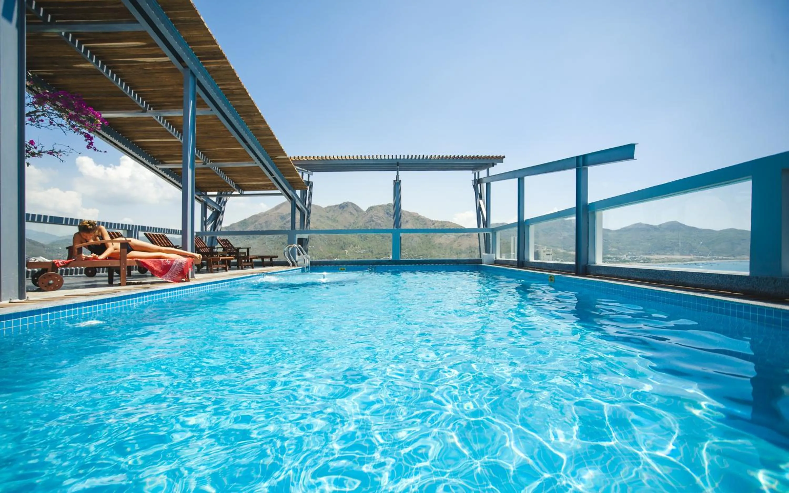 Swimming pool in Seasing Boutique Hotel