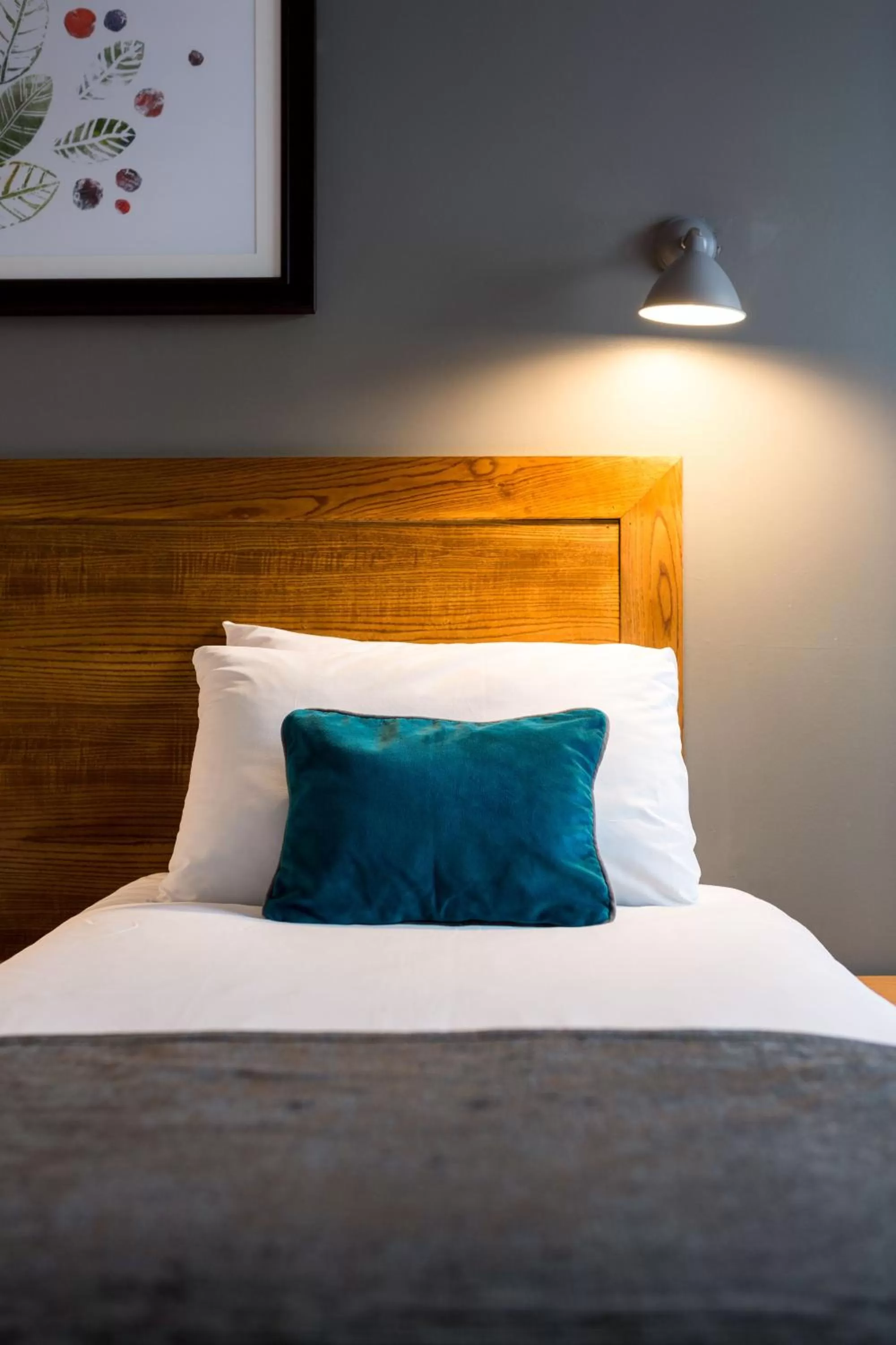 Bed in White Hart by Chef & Brewer Collection