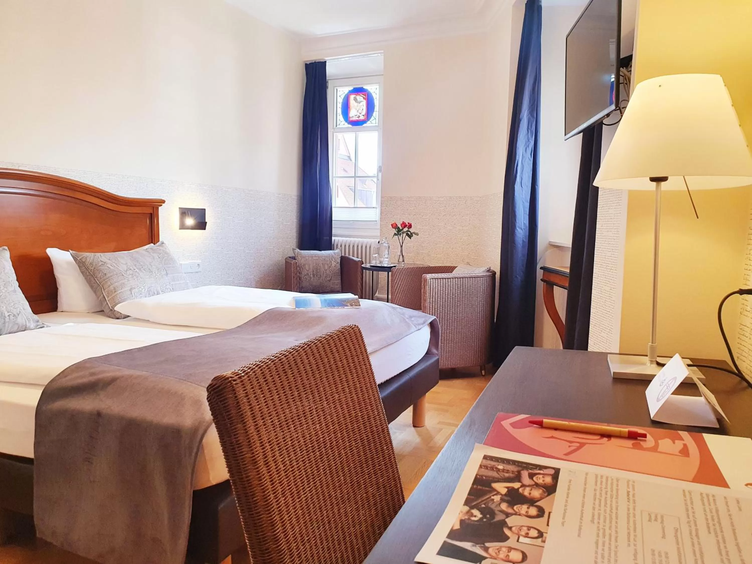 Photo of the whole room, Bed in Romantik Hotel Barbarossa