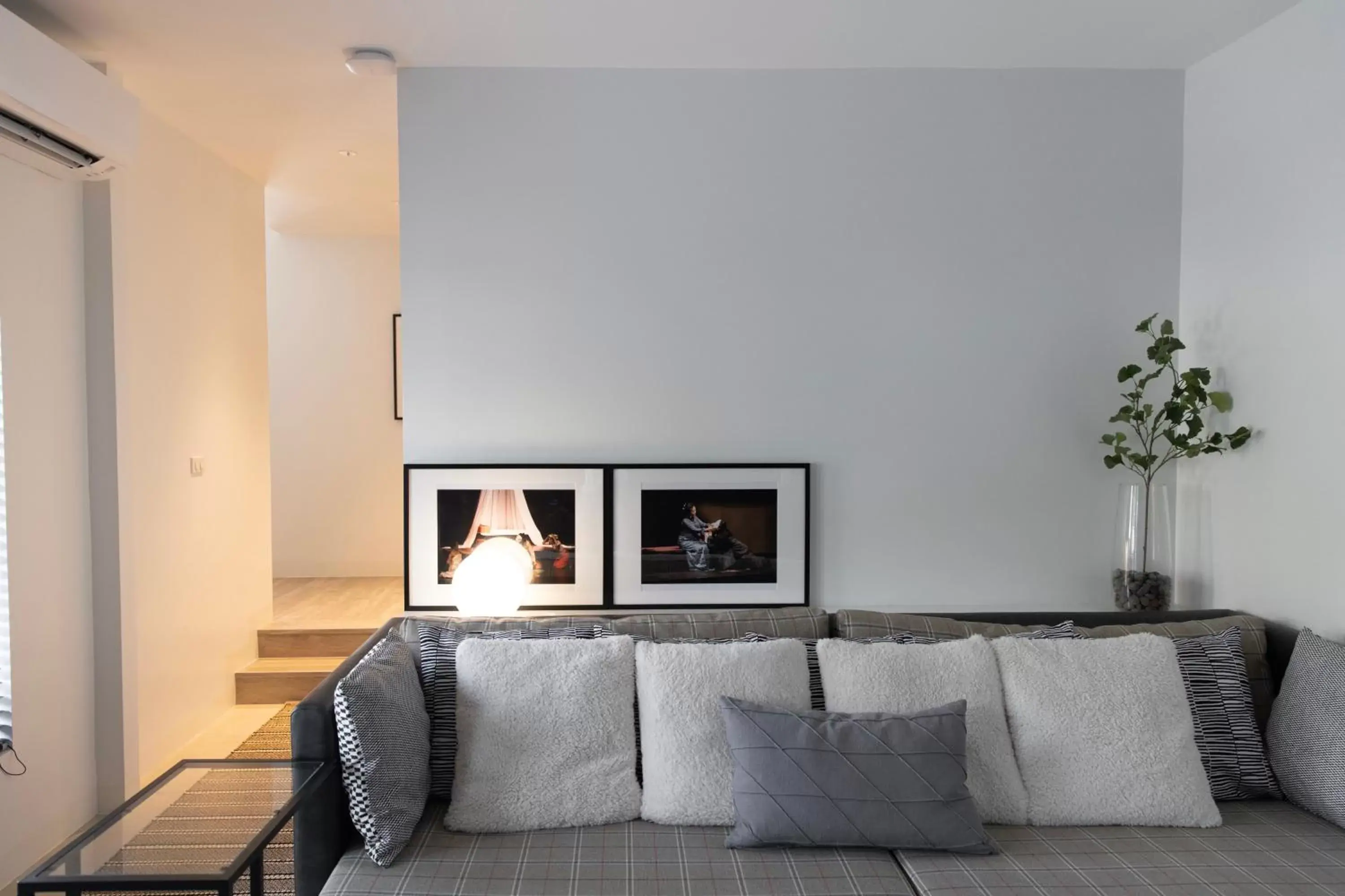 Riverfront Suite A in Theatre Residence Riverfront Suite A in Theatre Residence