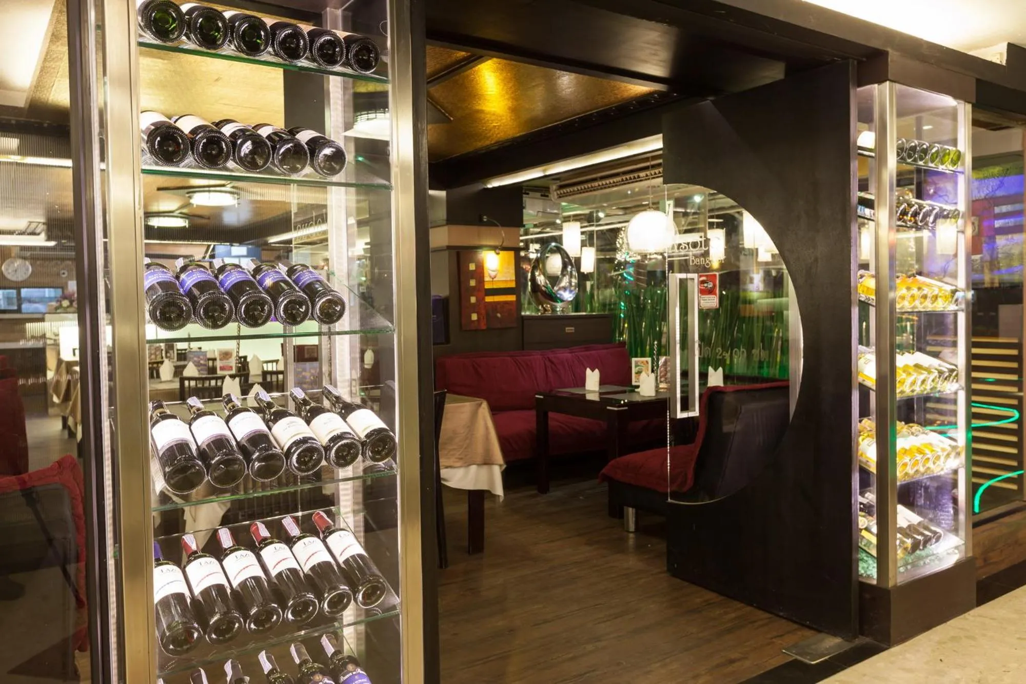 Food and drinks in Vabua Asotel Bangkok