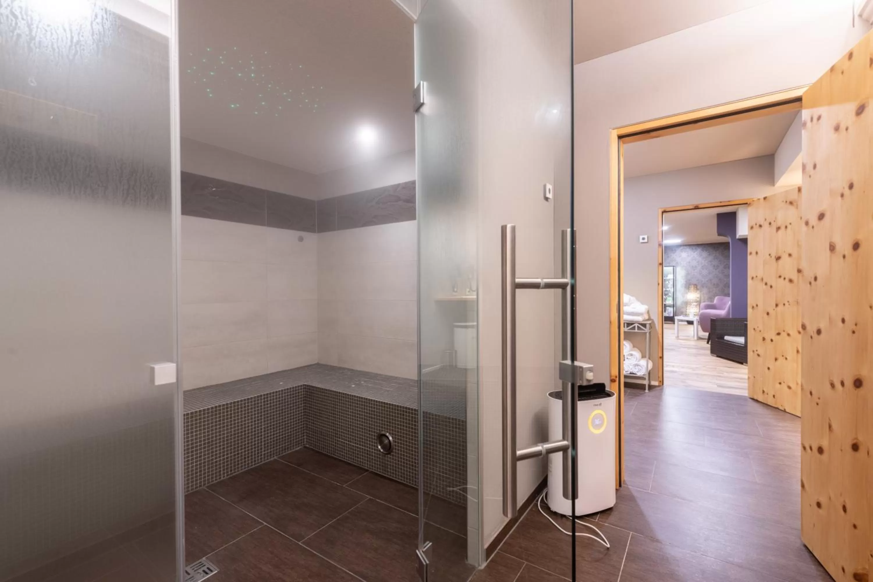 Steam room in La Tgoma - Hotel & Restaurant