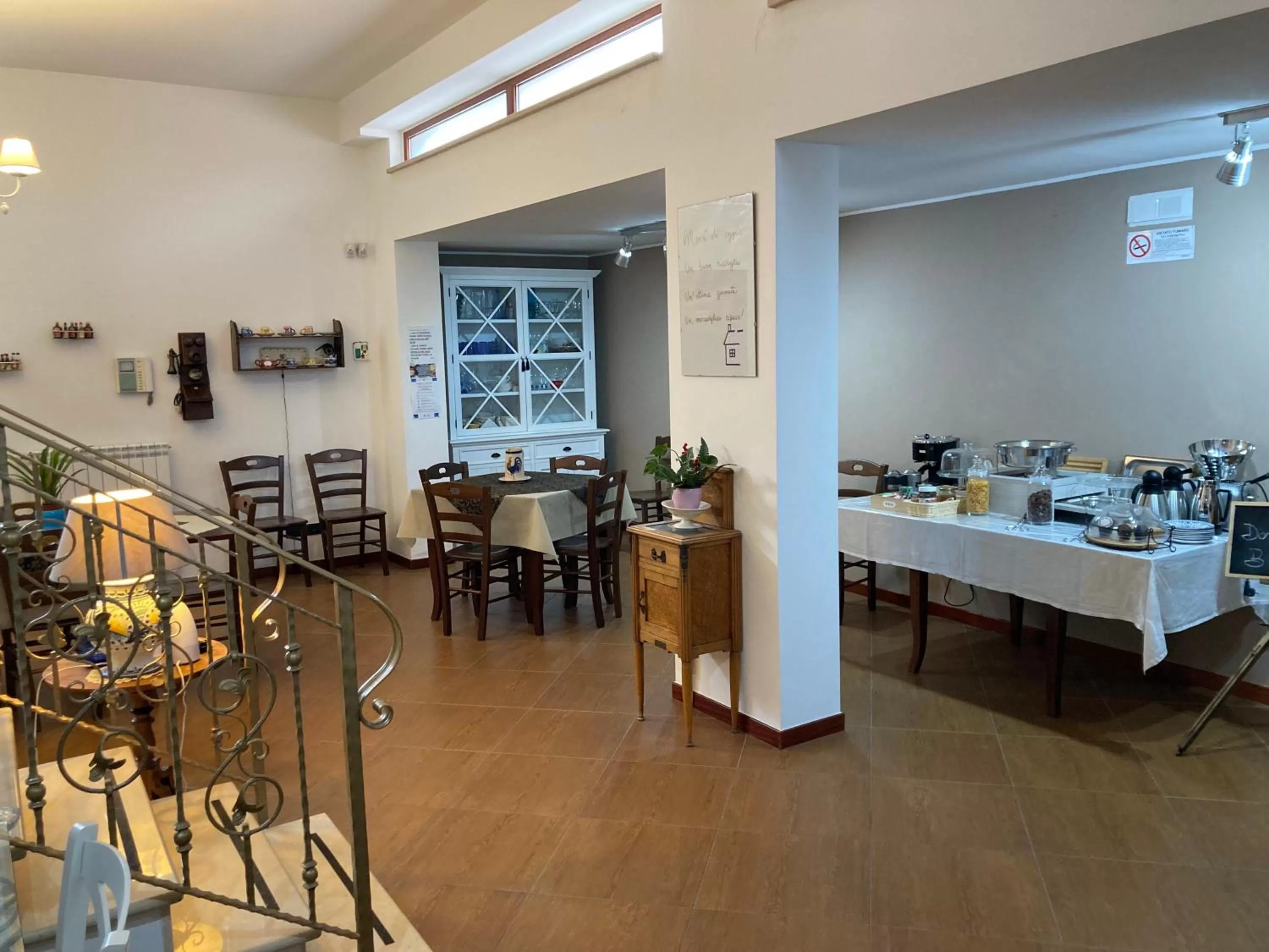 Restaurant/Places to Eat in Domus B&B