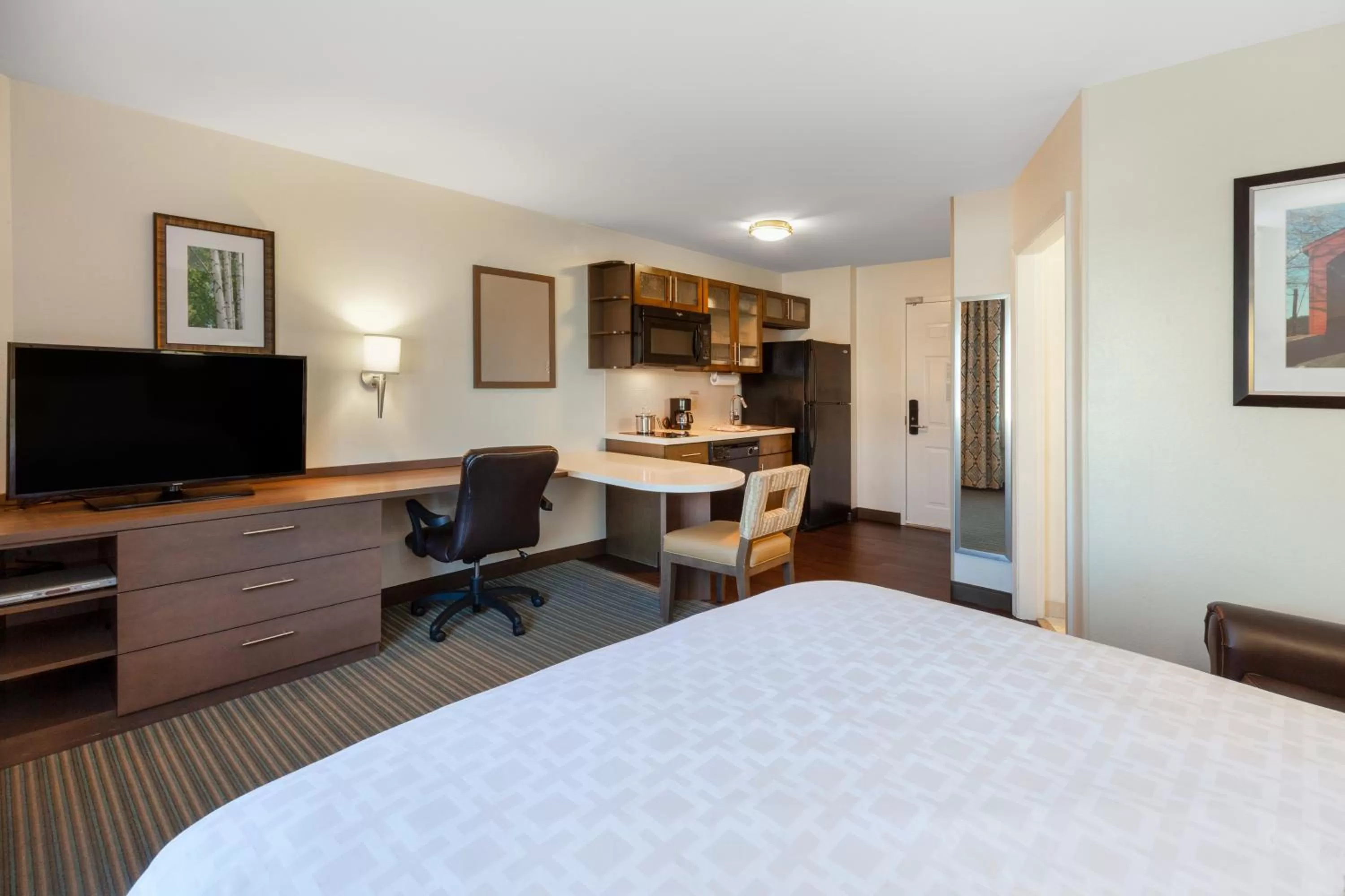 Bed in Candlewood Suites-West Springfield by IHG