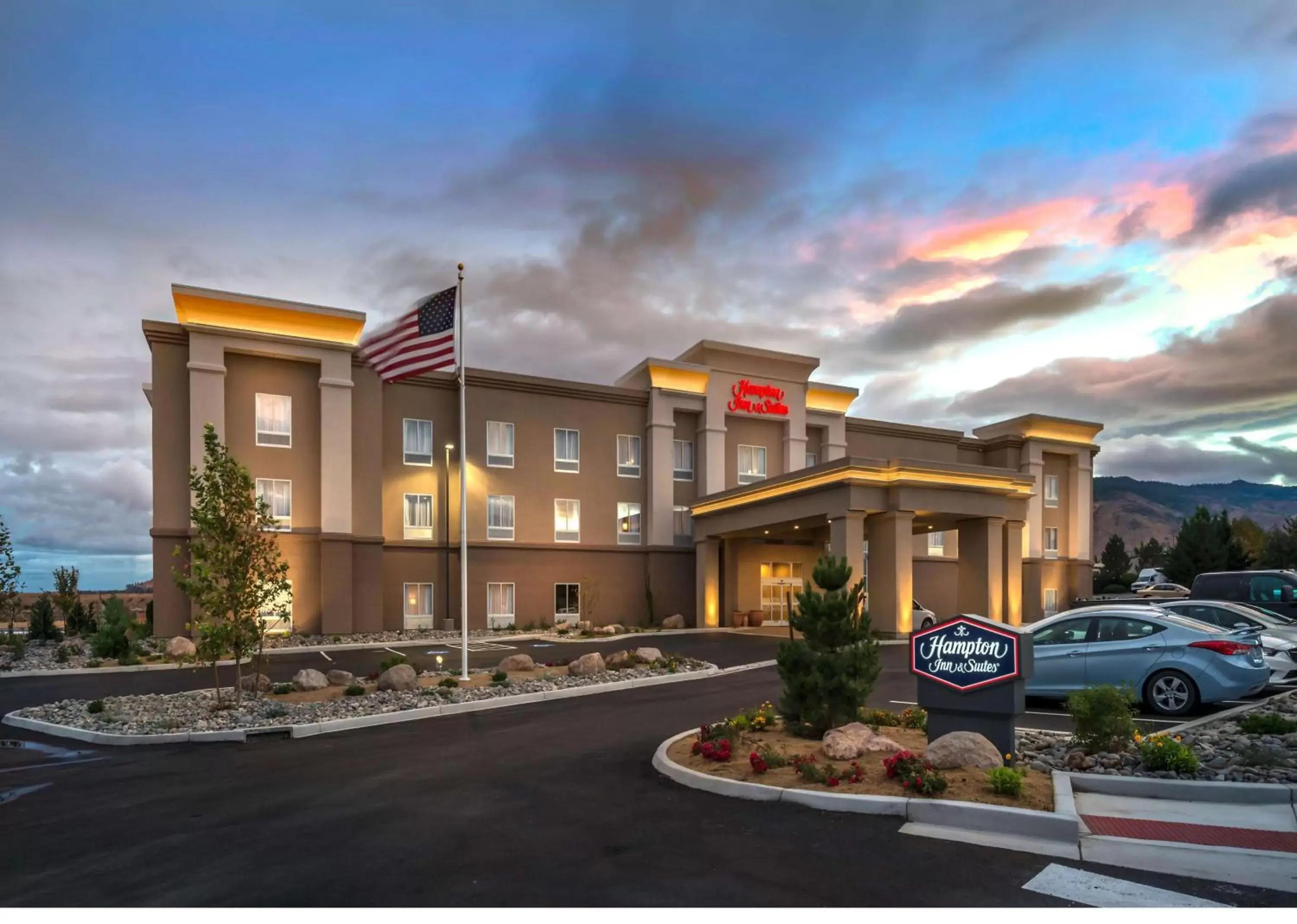 Hampton Inn & Suites - Reno West, NV Hampton Inn & Suites - Reno West, NV