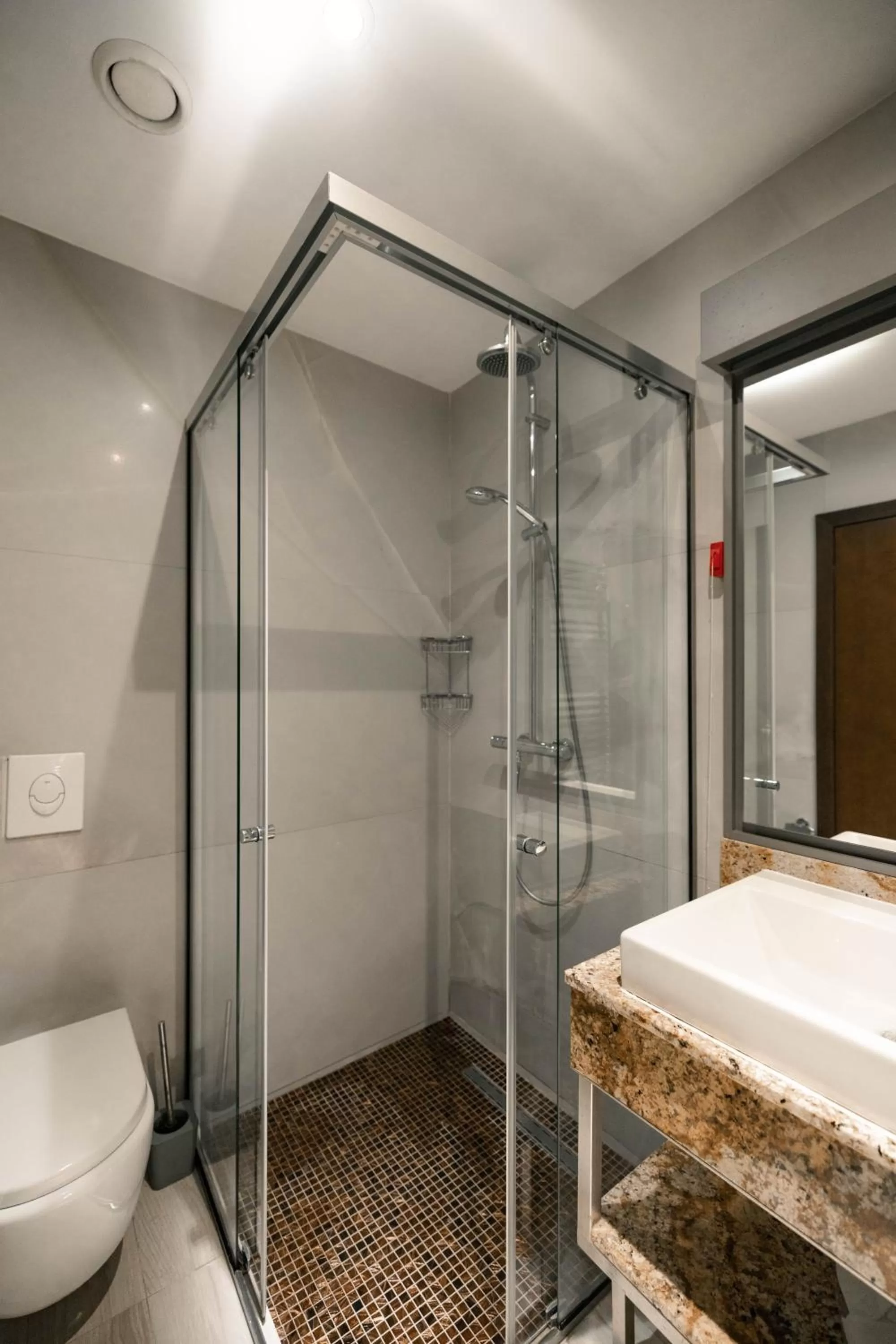 Bathroom in Hotel Prishtina