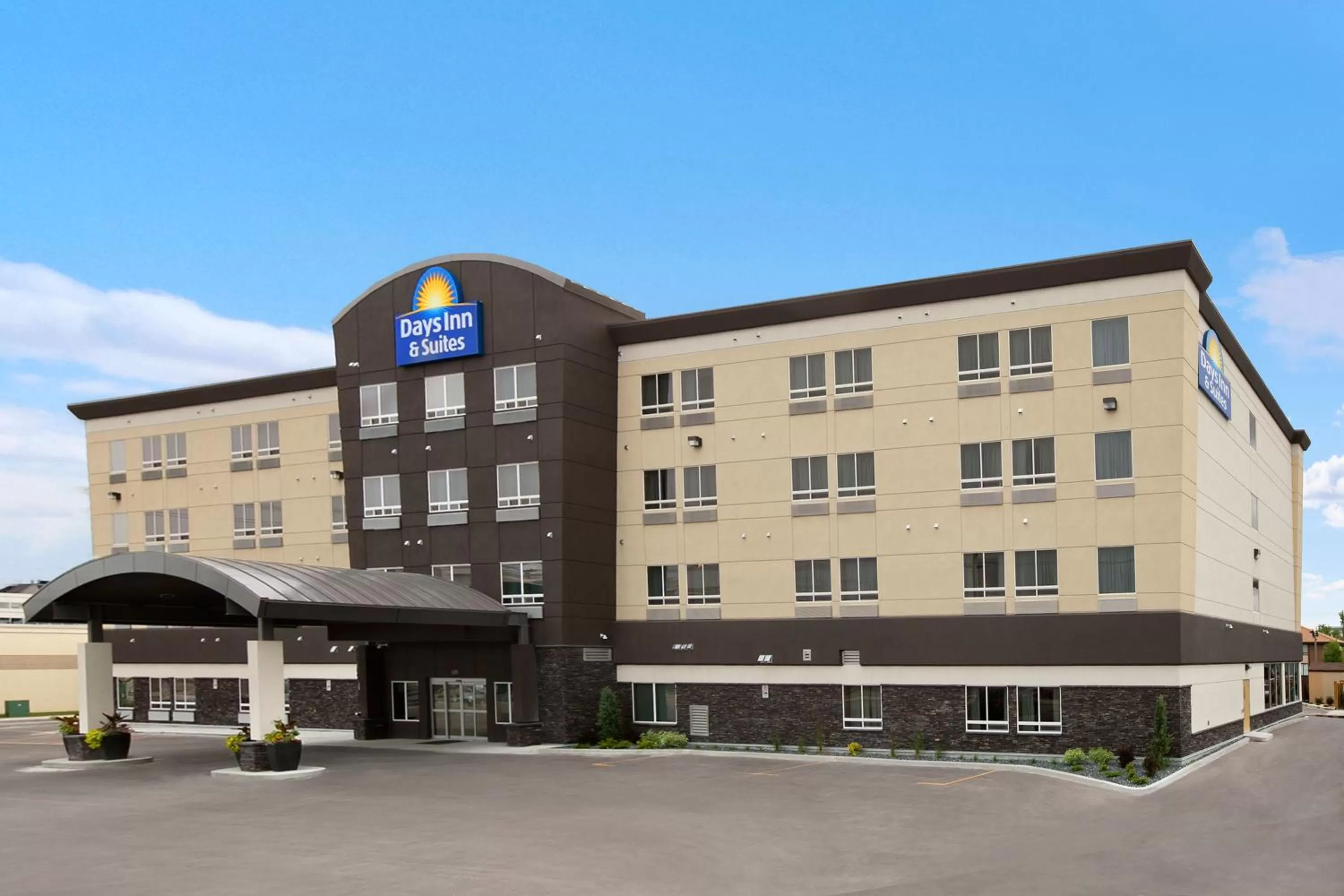 Facade/entrance in Days Inn & Suites by Wyndham Winnipeg Airport Manitoba