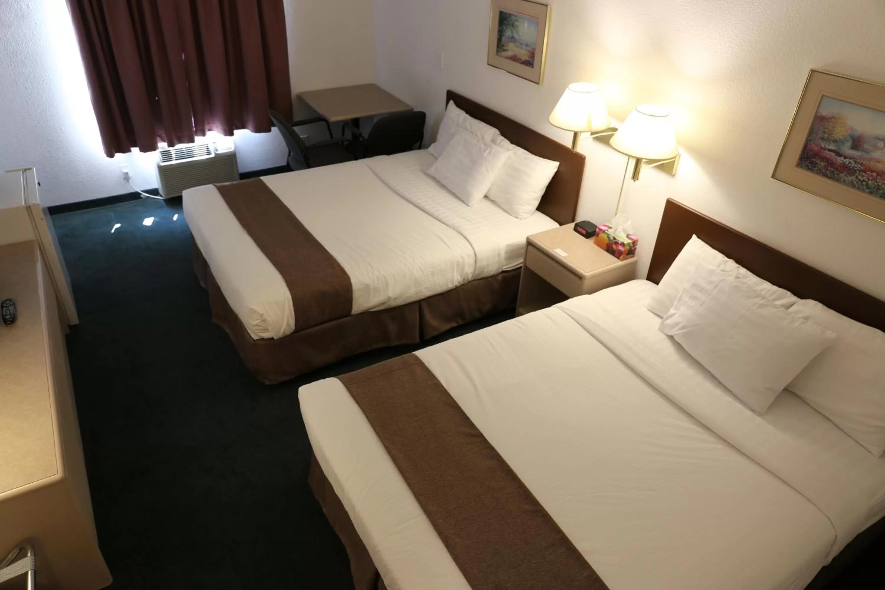 Bedroom, Bed in Didsbury Country Inn