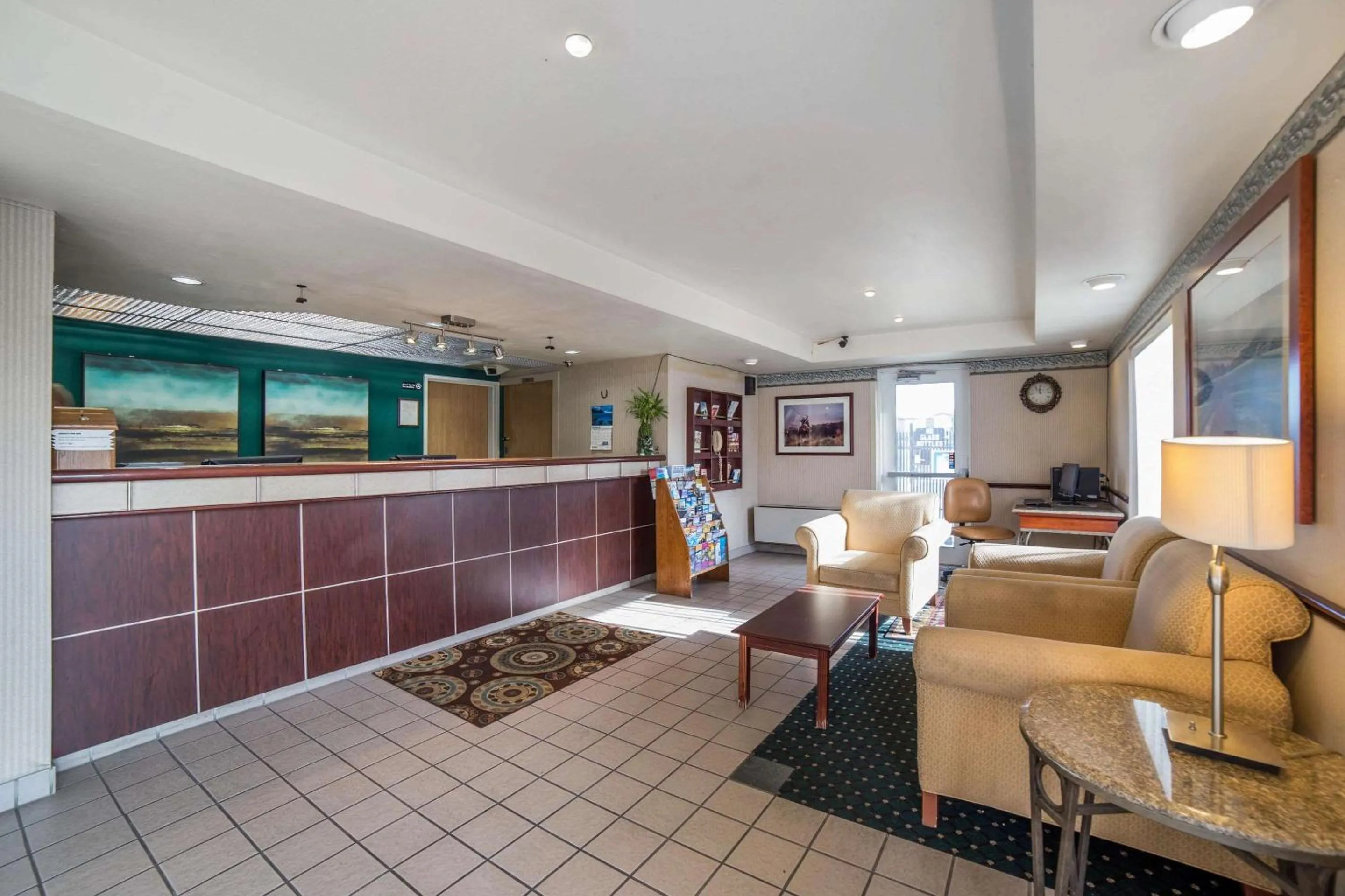 Lobby or reception in Rodeway Inn & Suites Nampa