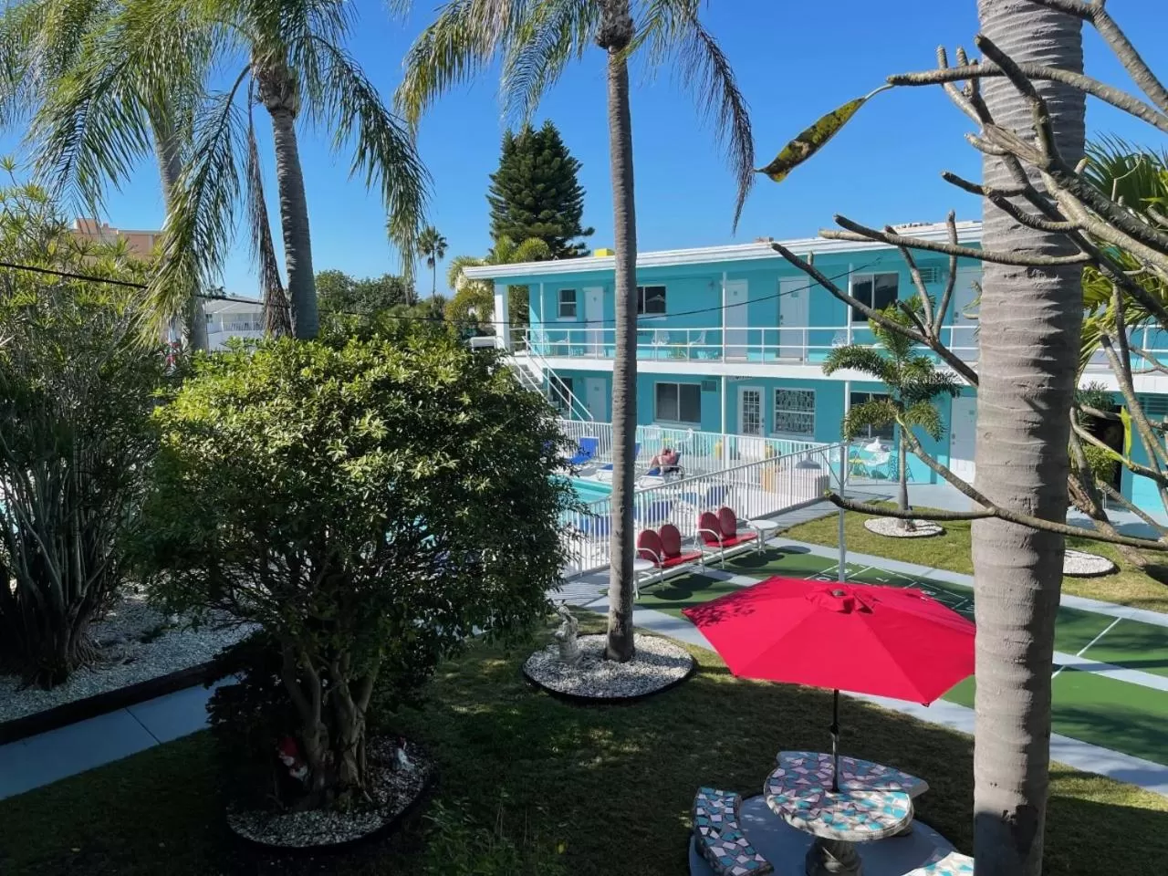 Property building in Sea Jay Motel and Marina