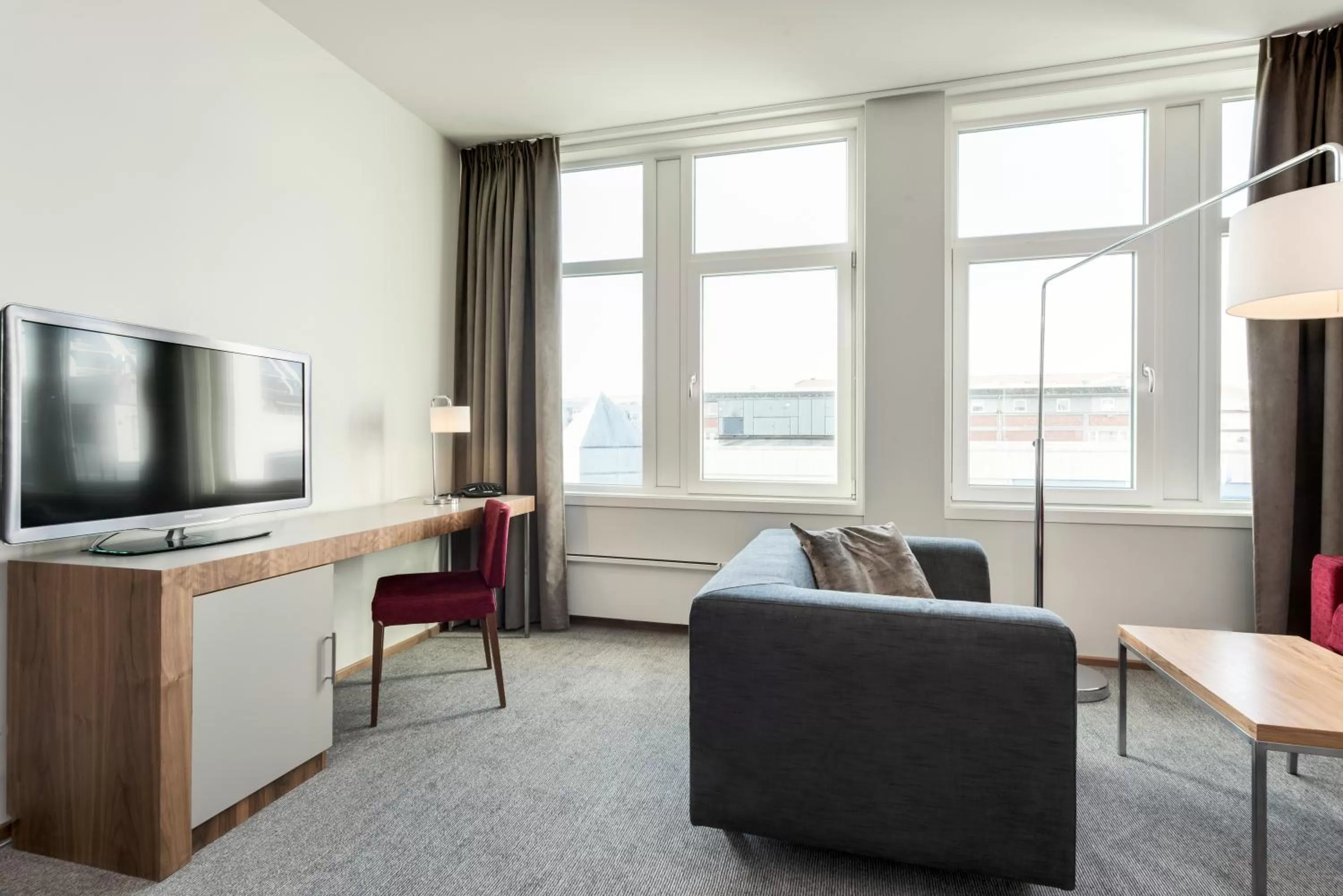 TV and multimedia in Quality Hotel Residence