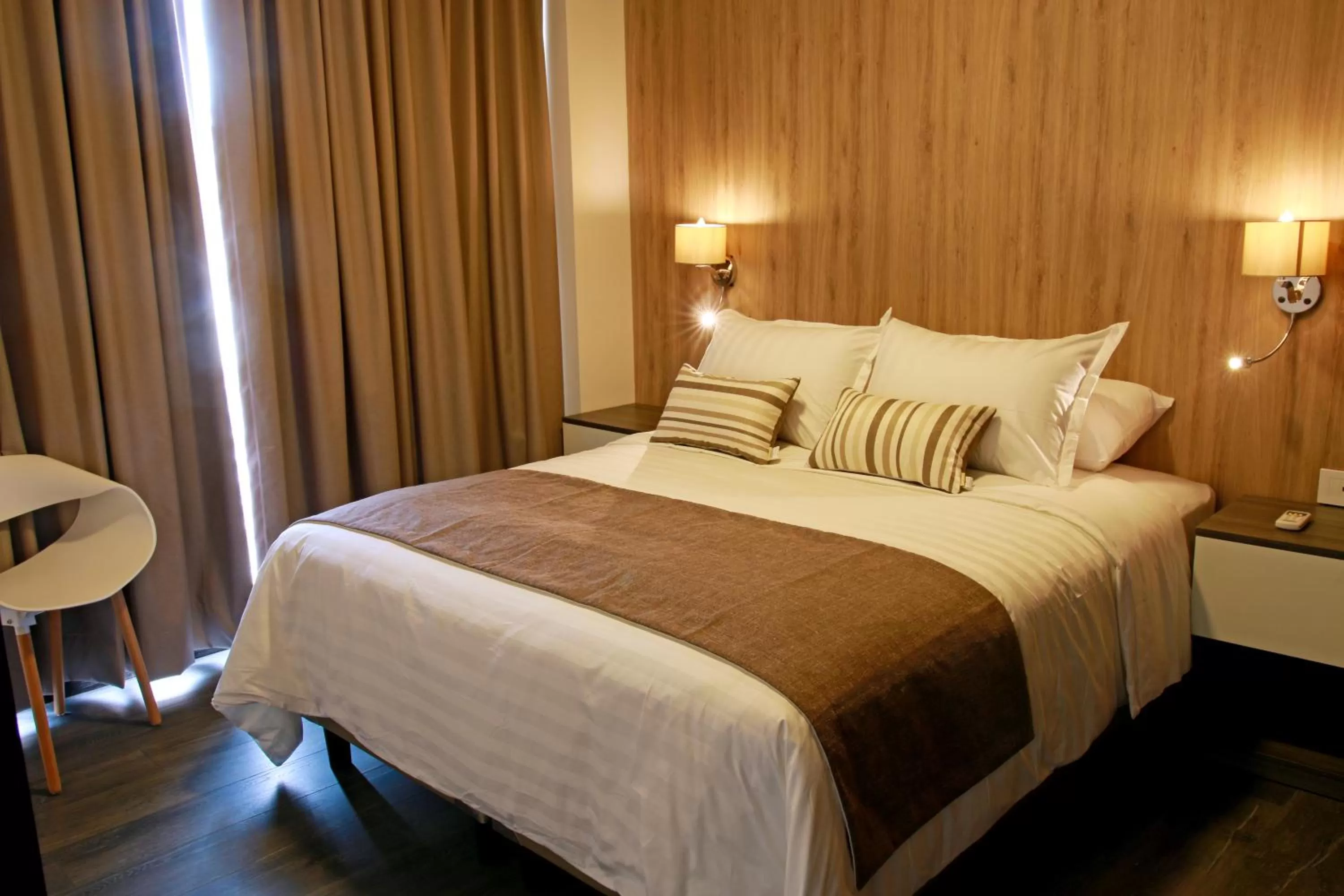 Bedroom, Bed in Urban Suites Apart Hotel