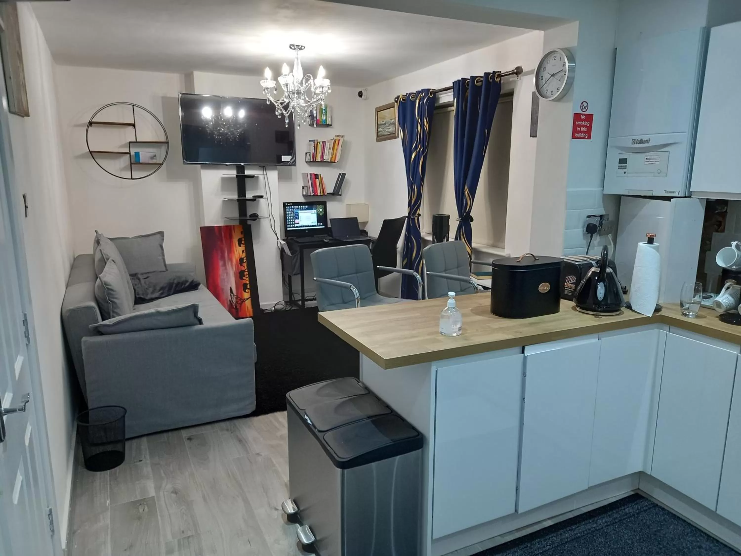 Kitchen/Kitchenette in Cozzy Accommodation